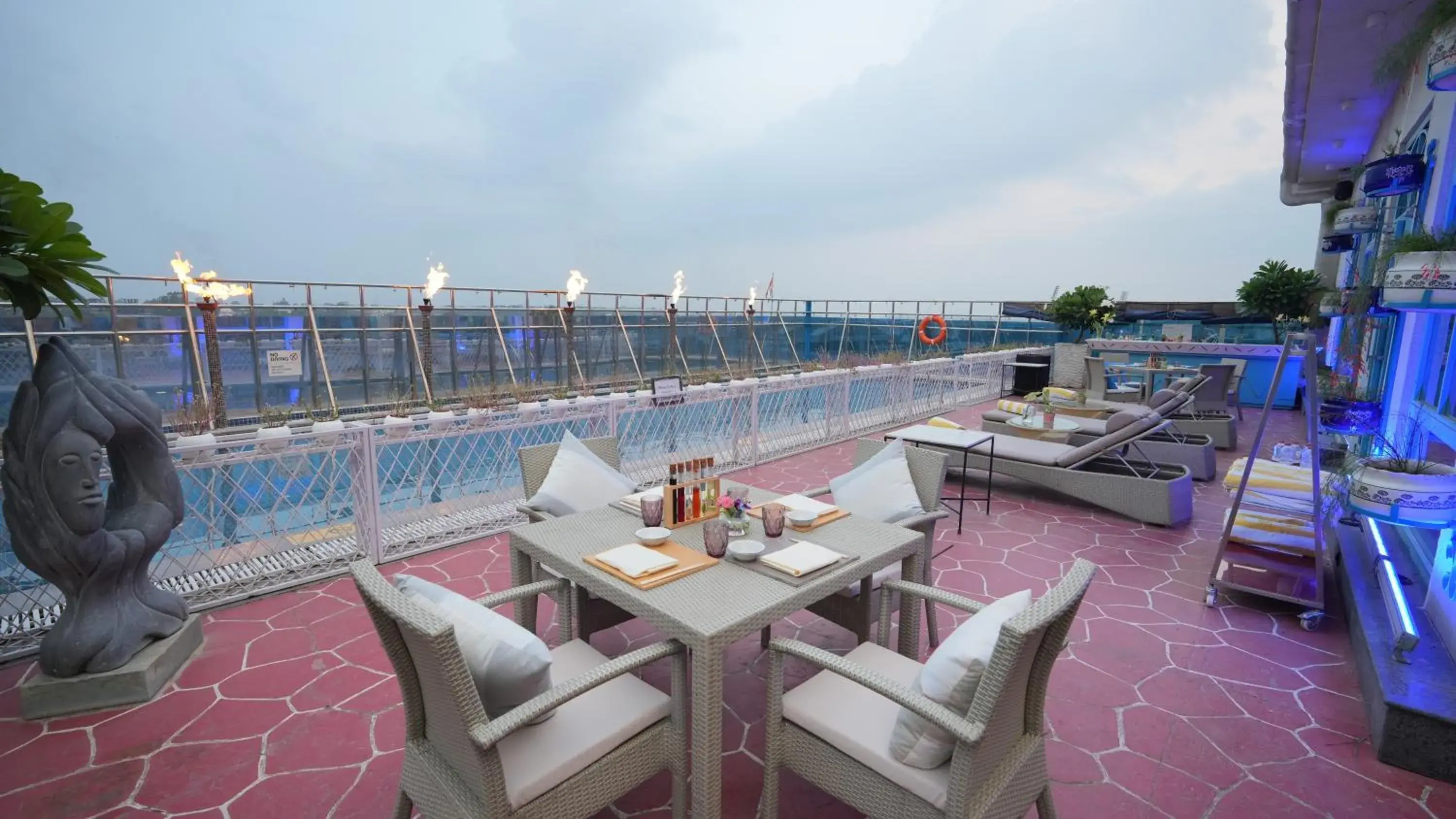 Restaurant/places to eat in Vivanta Jammu City Centre Restaurant/places to eat in Vivanta Jammu City Centre