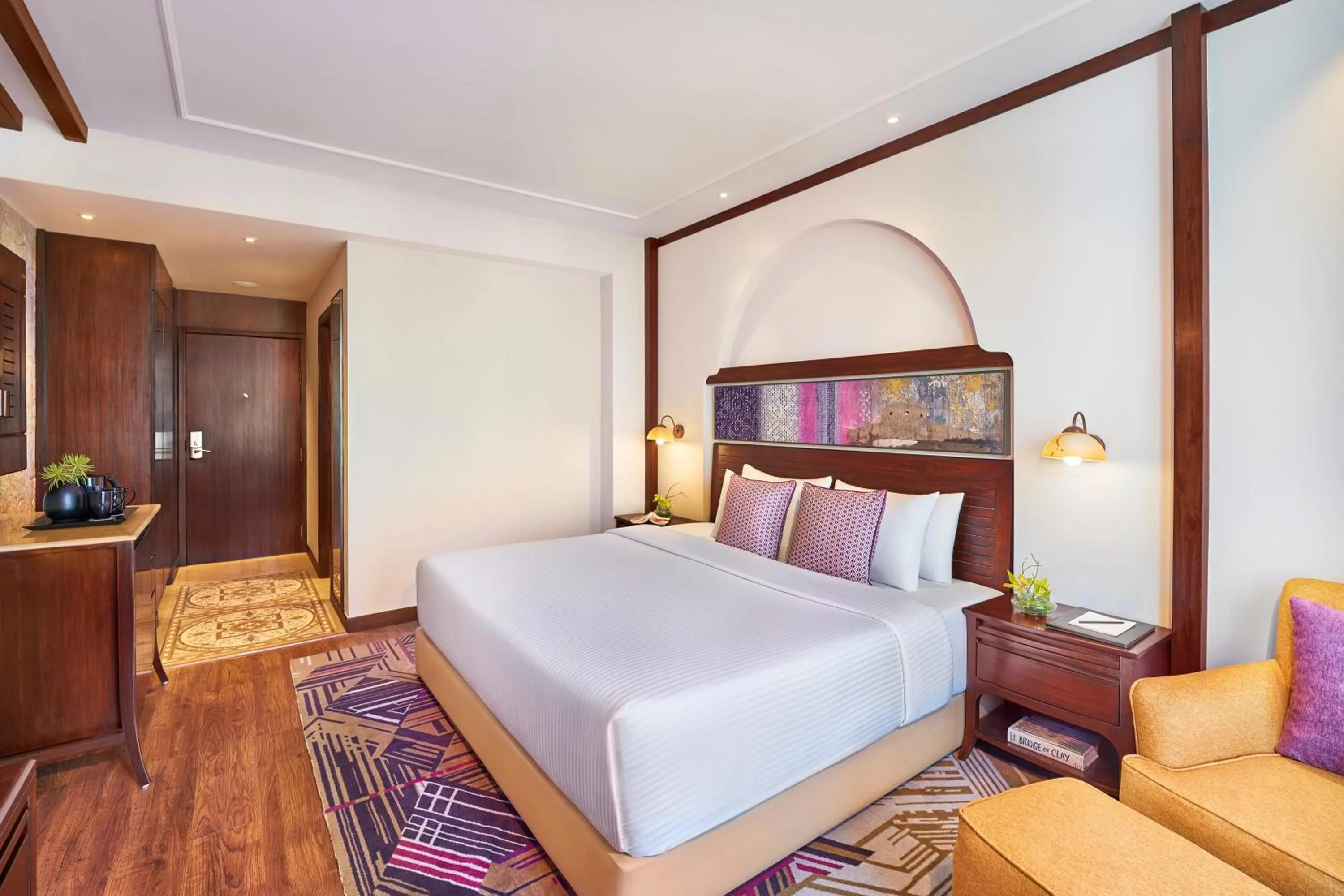 Coffee/tea facilities, Bed in Vivanta Jammu City Centre