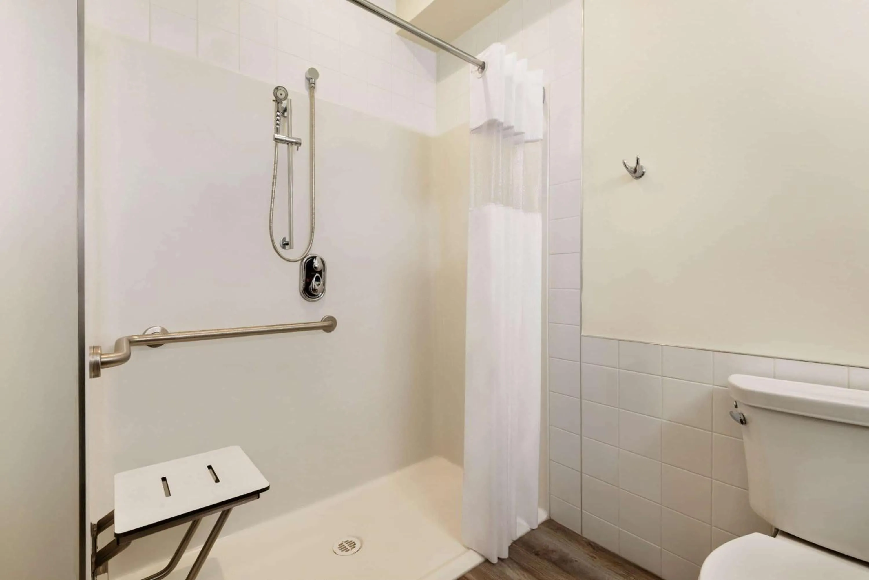 Bathroom in Days Inn by Wyndham 100 Mile House