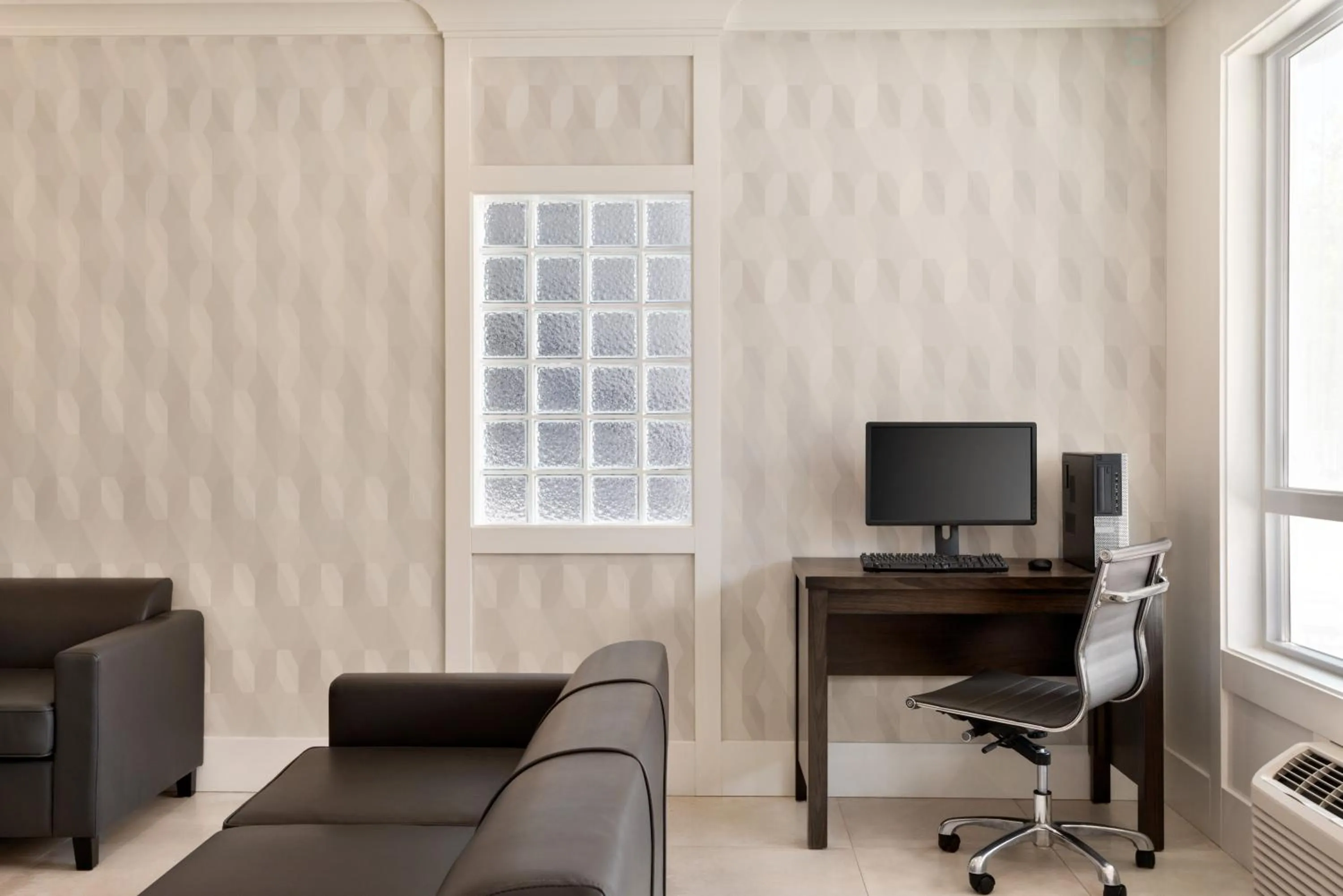 Business facilities in Days Inn by Wyndham 100 Mile House