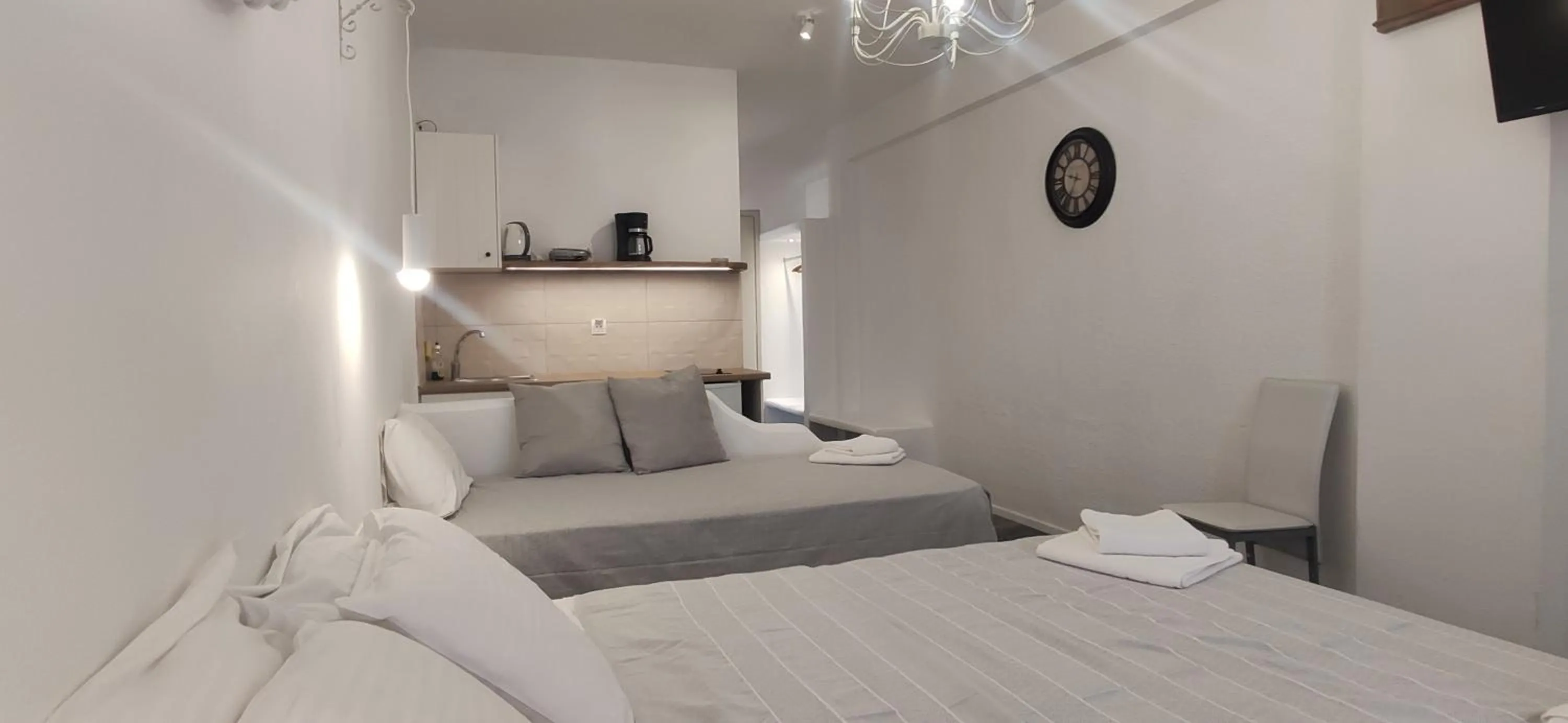 Photo of the whole room, Bed in Nora Norita