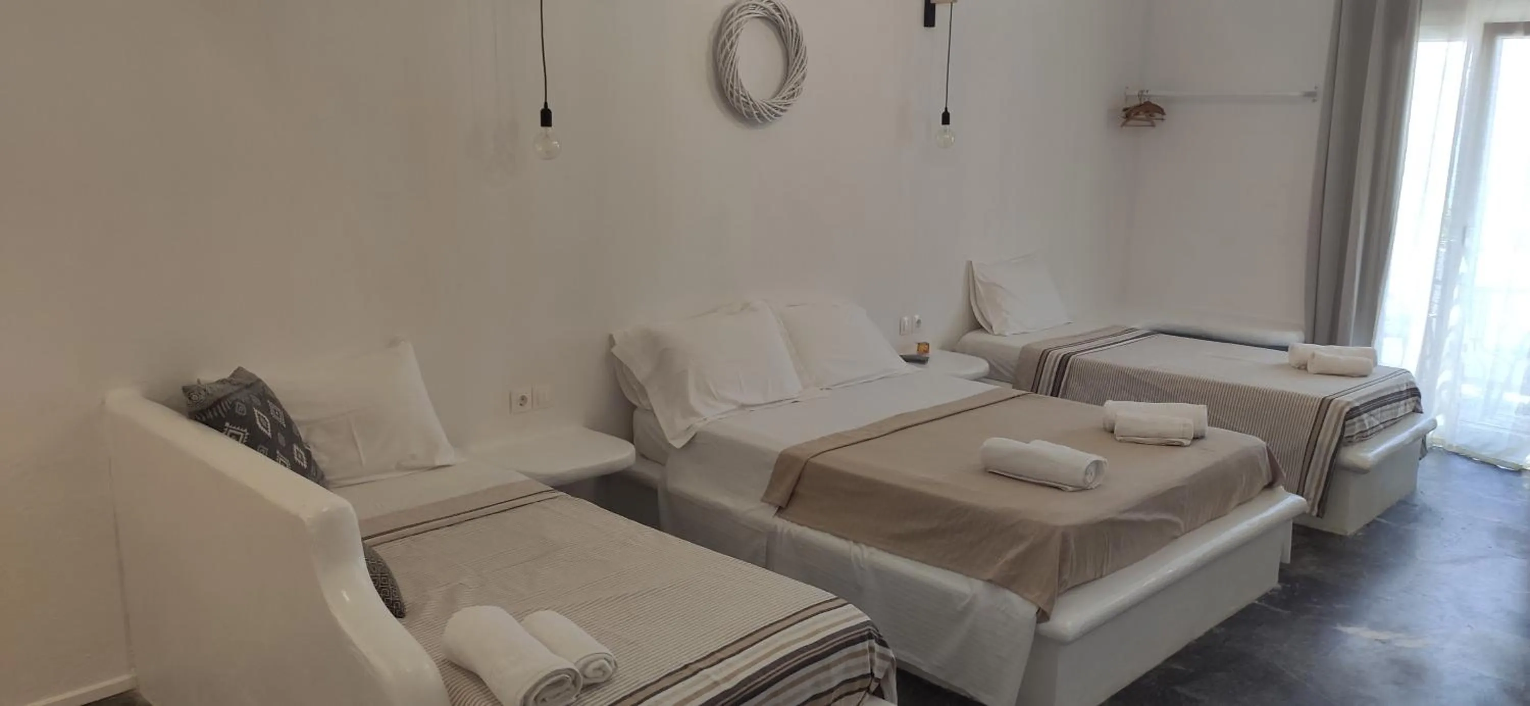 Photo of the whole room, Bed in Nora Norita