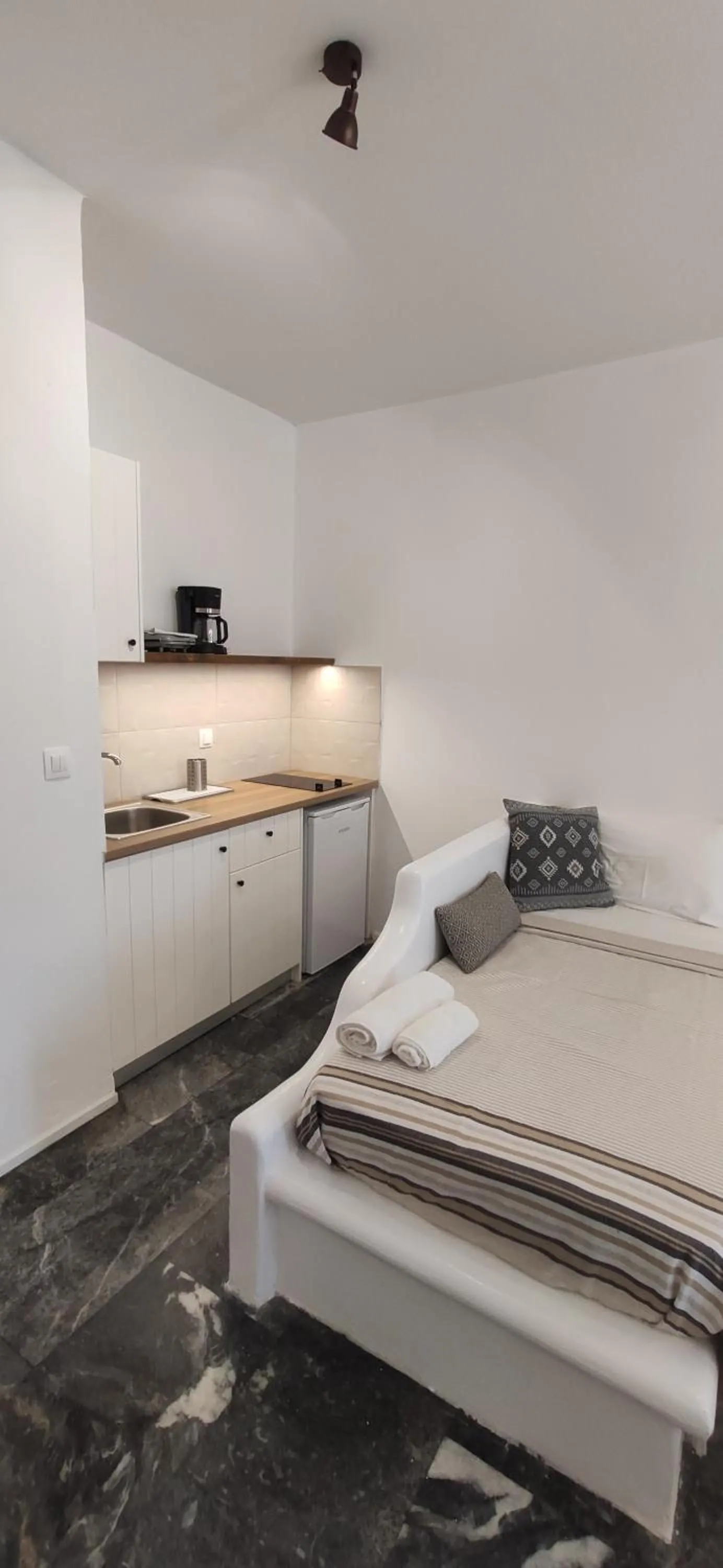 Kitchen or kitchenette, Bed in Nora Norita