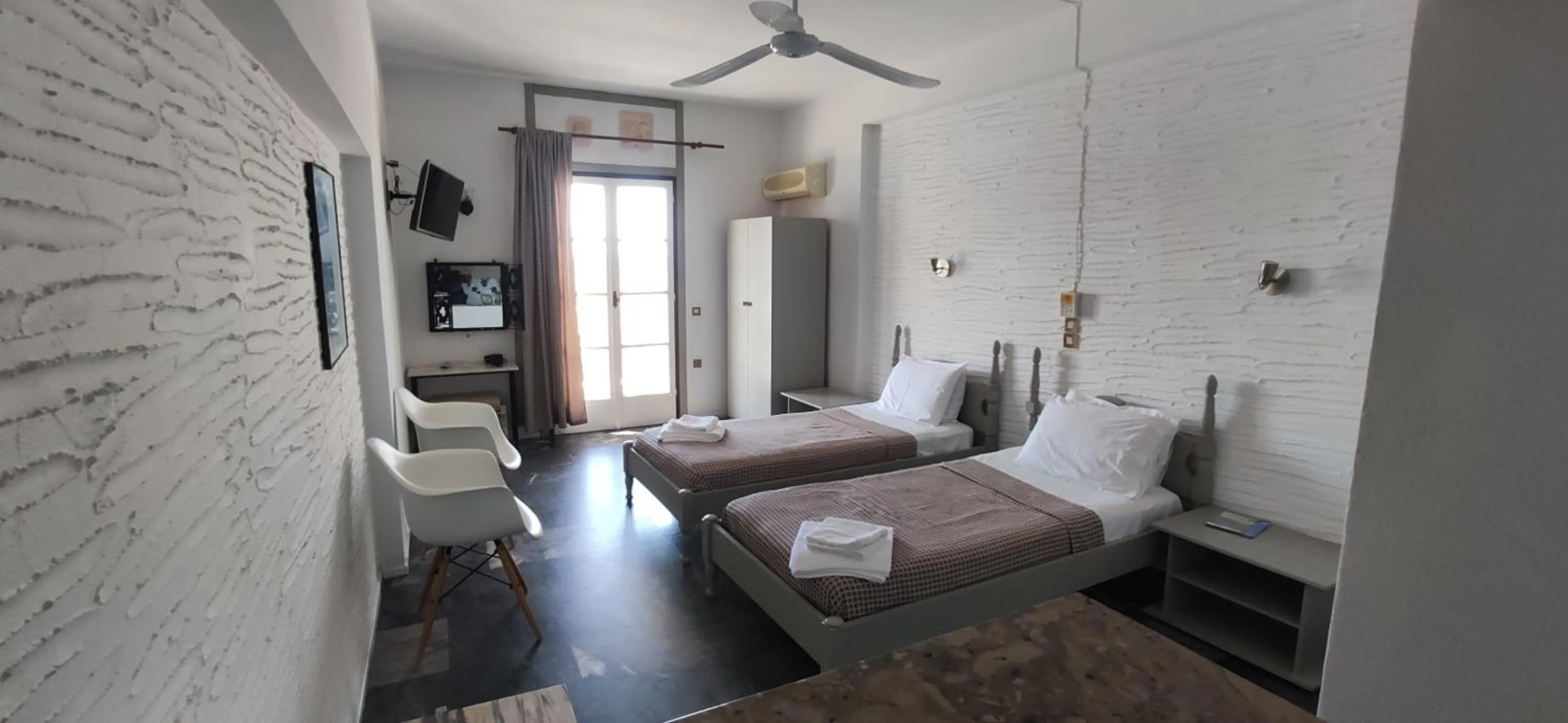 Bedroom, Bed in Nora Norita