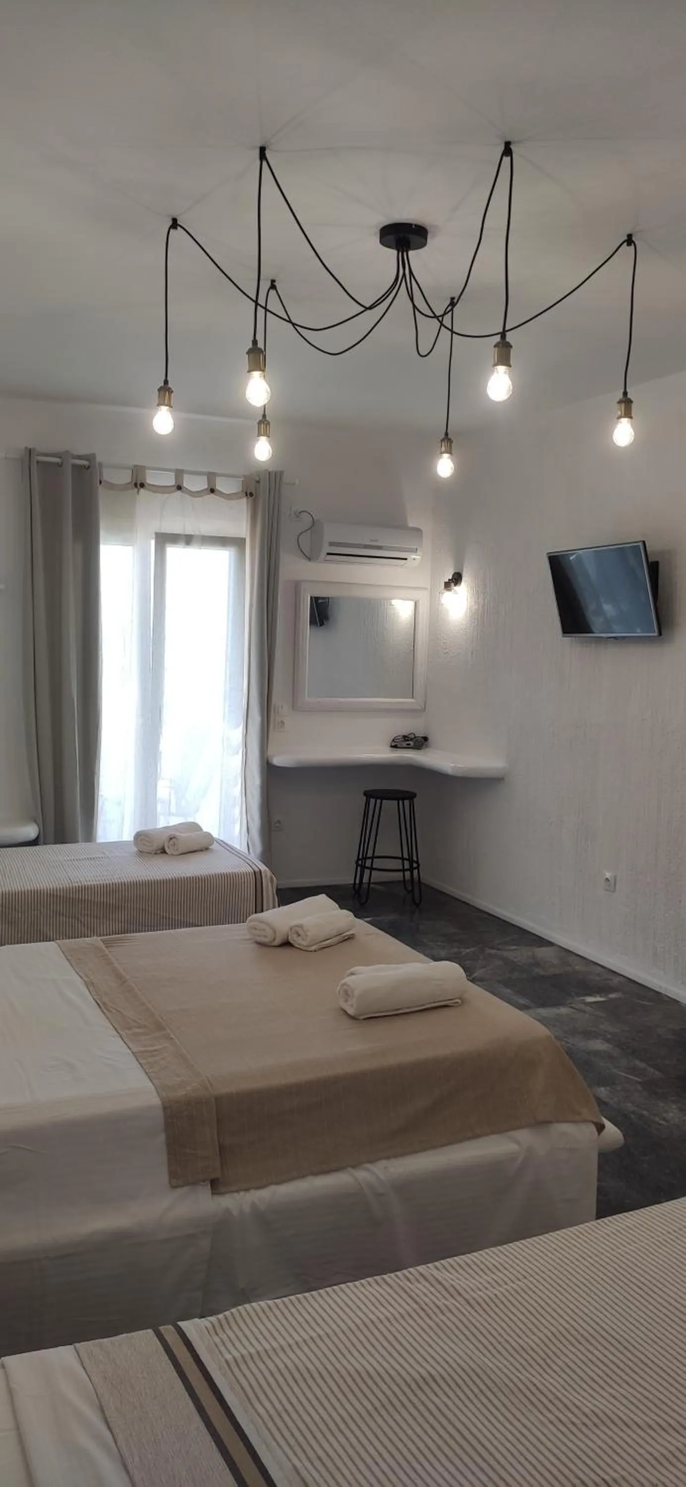 Bedroom, Bed in Nora Norita