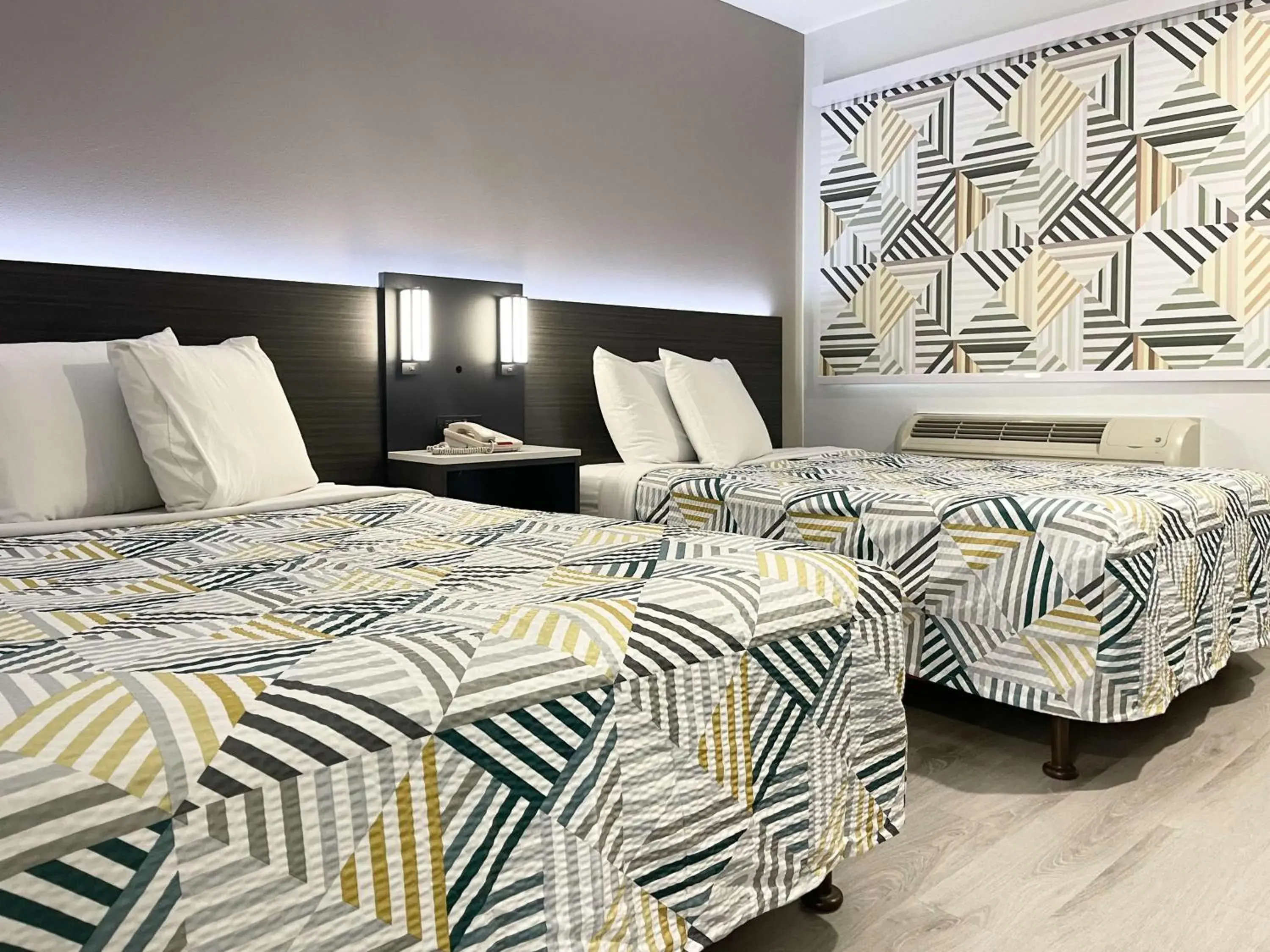 Bedroom, Bed in Motel 6-Morro Bay, CA Bedroom, Bed in Motel 6-Morro Bay, CA