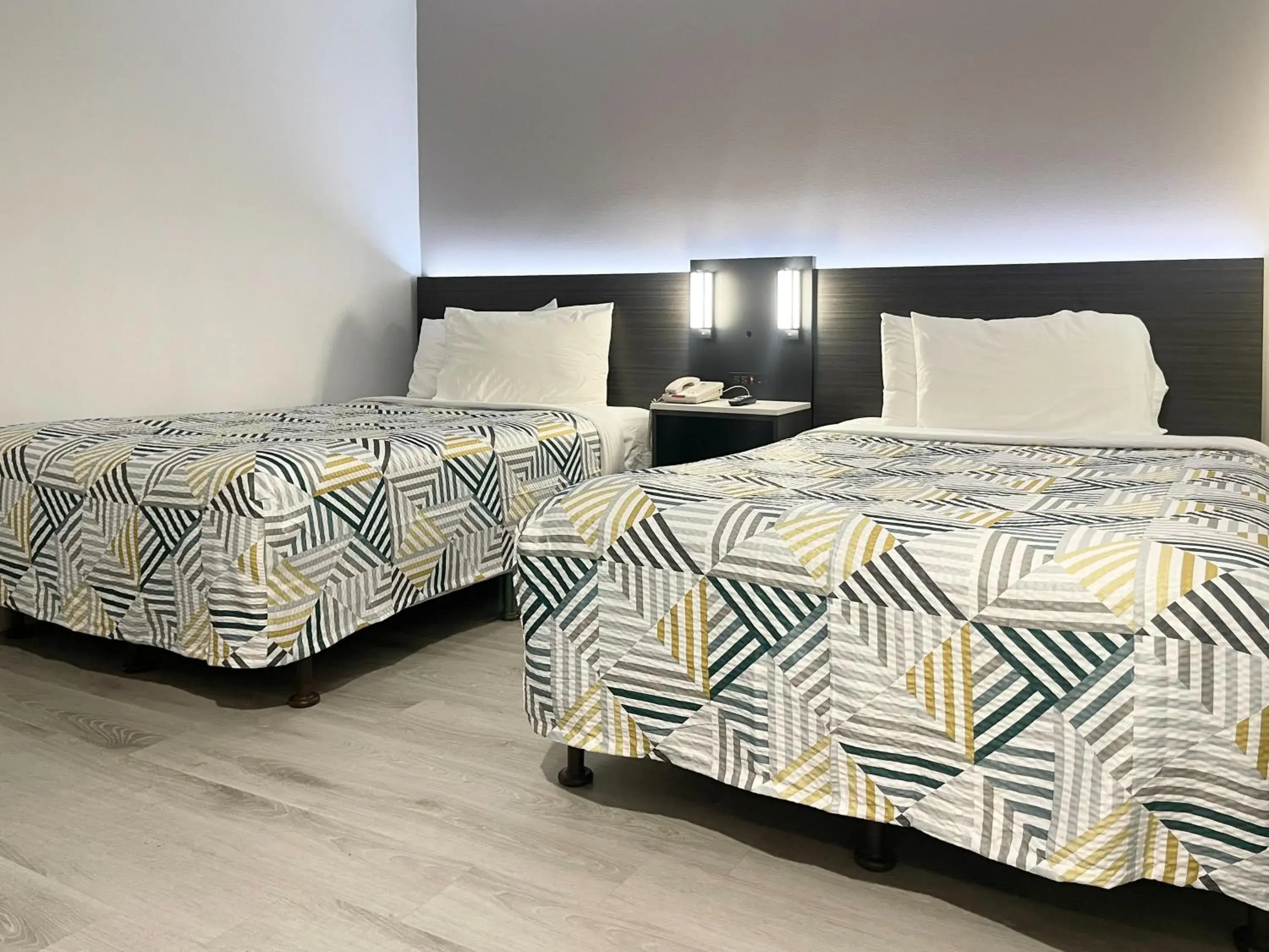 Bedroom, Bed in Motel 6-Morro Bay, CA Bedroom, Bed in Motel 6-Morro Bay, CA