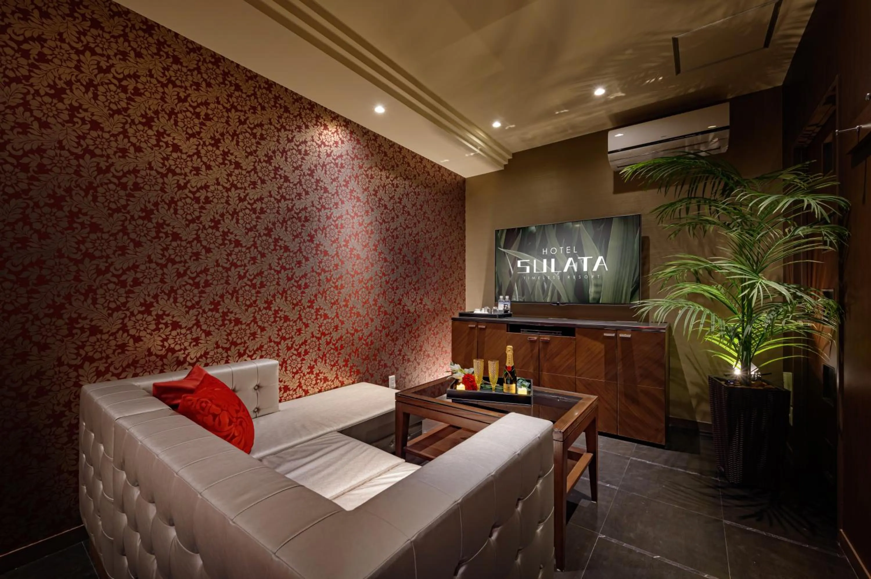 Bedroom, Bed in Hotel Sulata Yamagata Airport