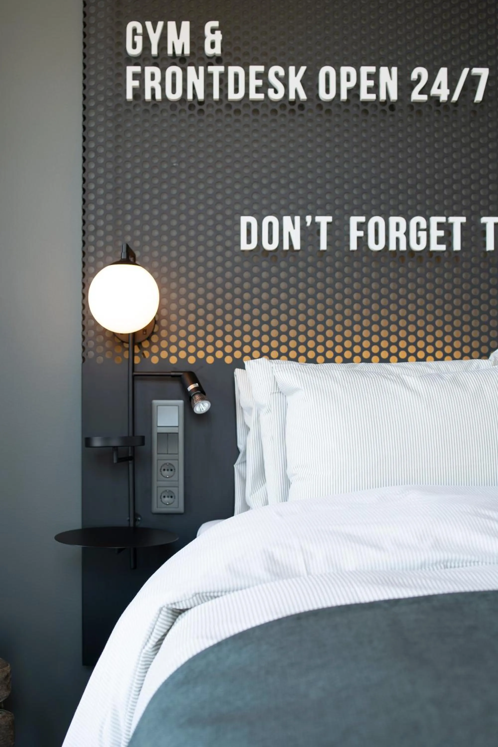 Bed in Quality Hotel The Box