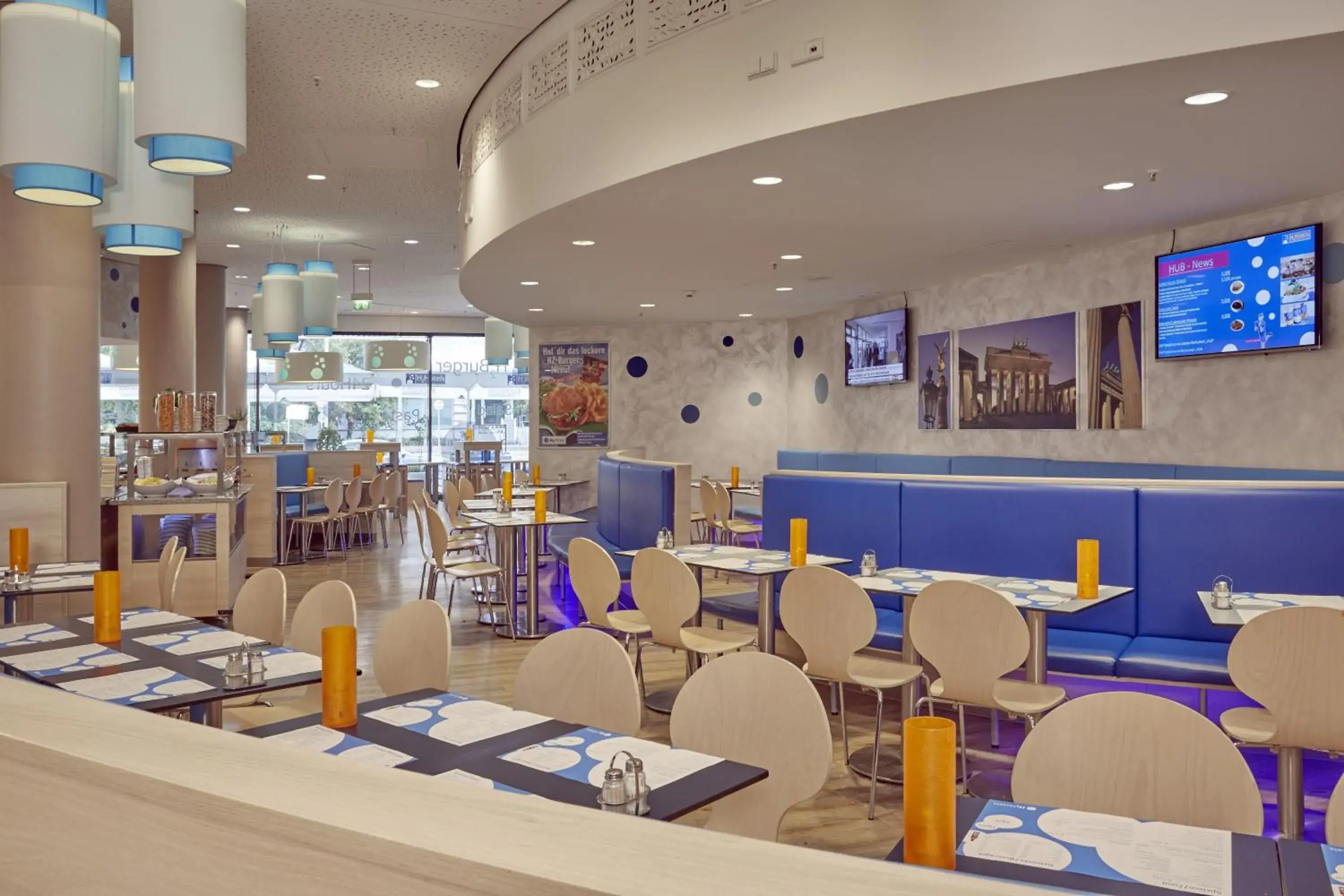 Breakfast in H2 Hotel Berlin-Alexanderplatz Breakfast in H2 Hotel Berlin-Alexanderplatz