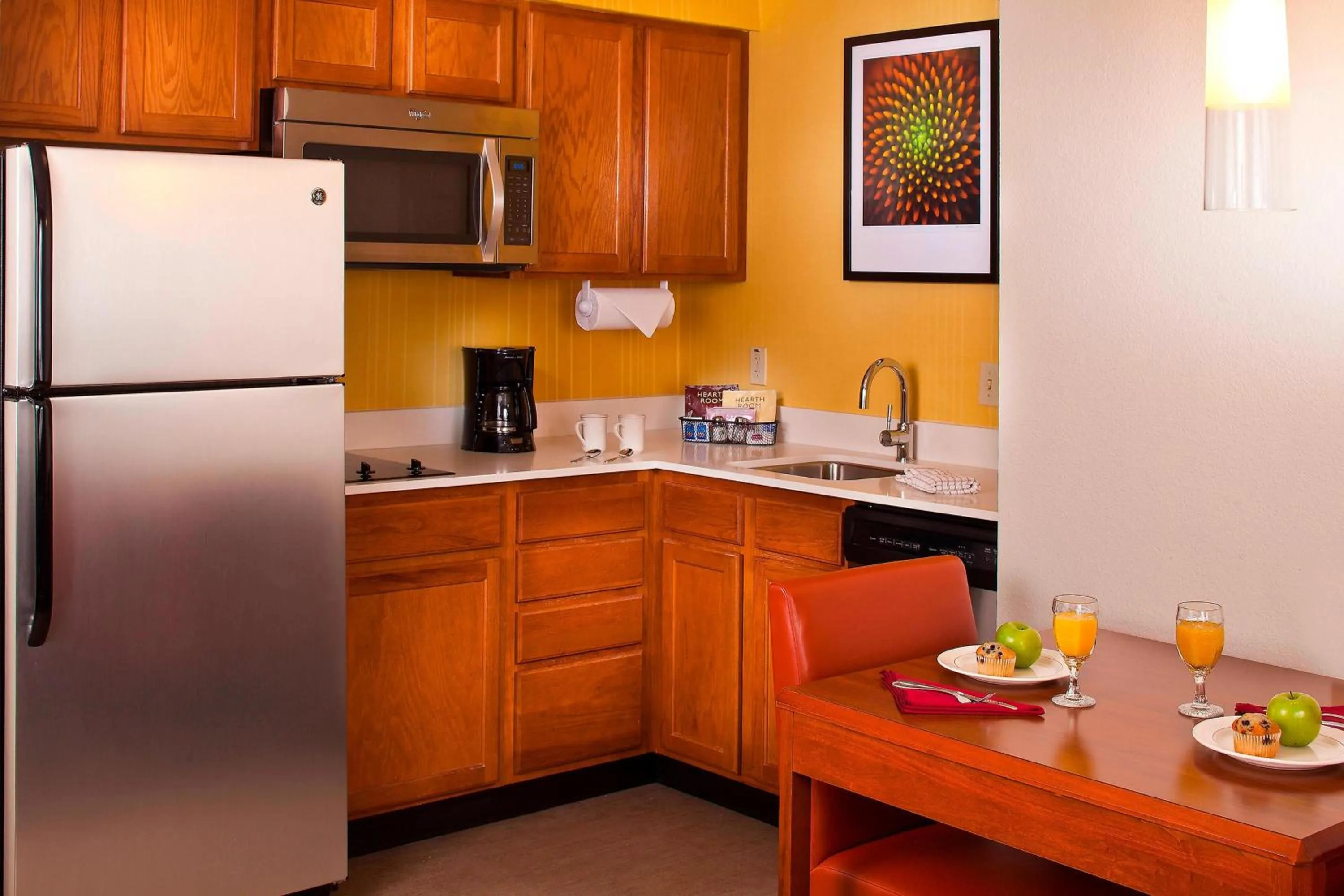 Kitchen or kitchenette in Residence Inn Baton Rouge South