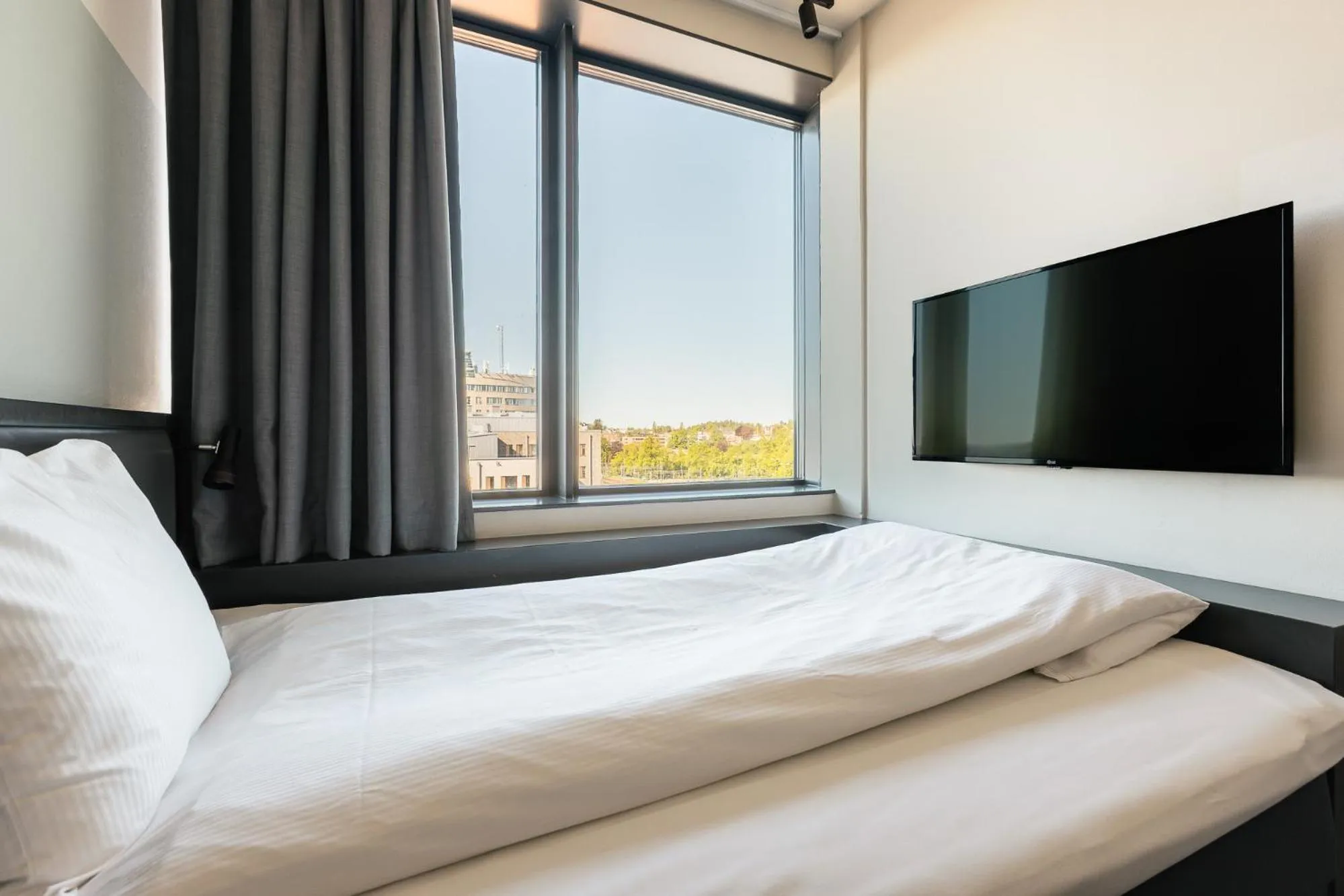 TV and multimedia, Bed in Comfort Hotel Västerås