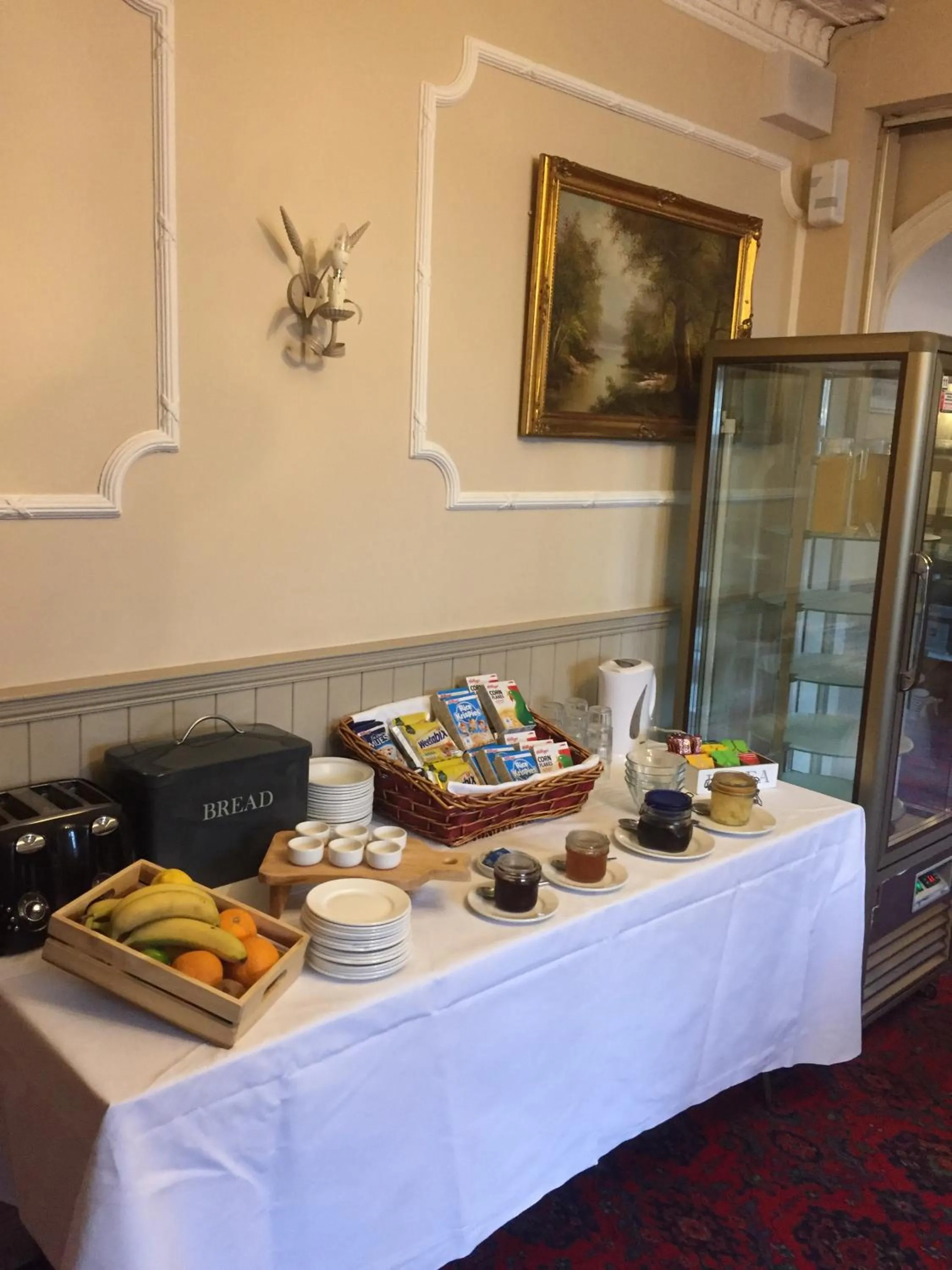 Continental breakfast in The Parkway Hotel