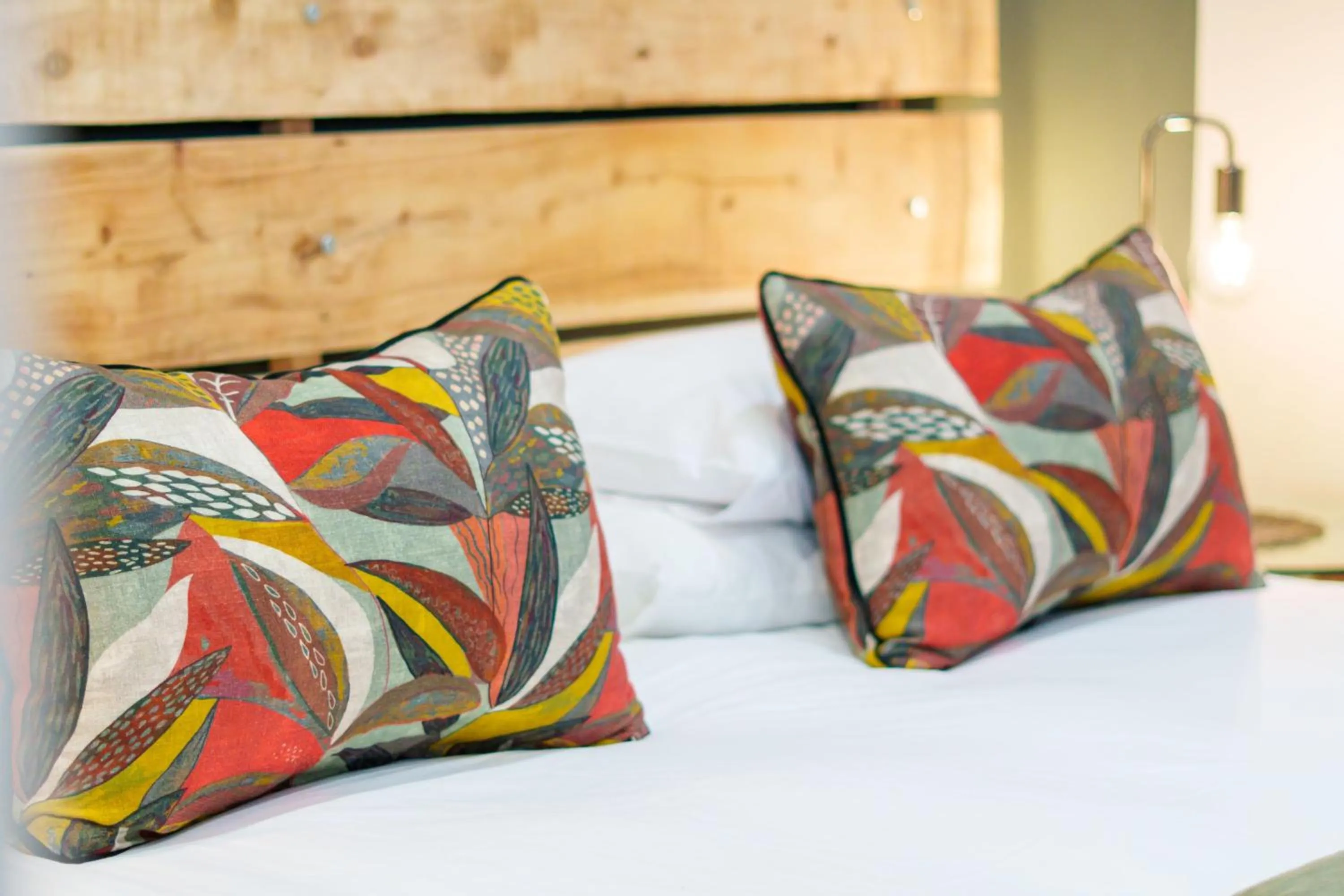 Bed in De Akker Guest House Oudtshoorn