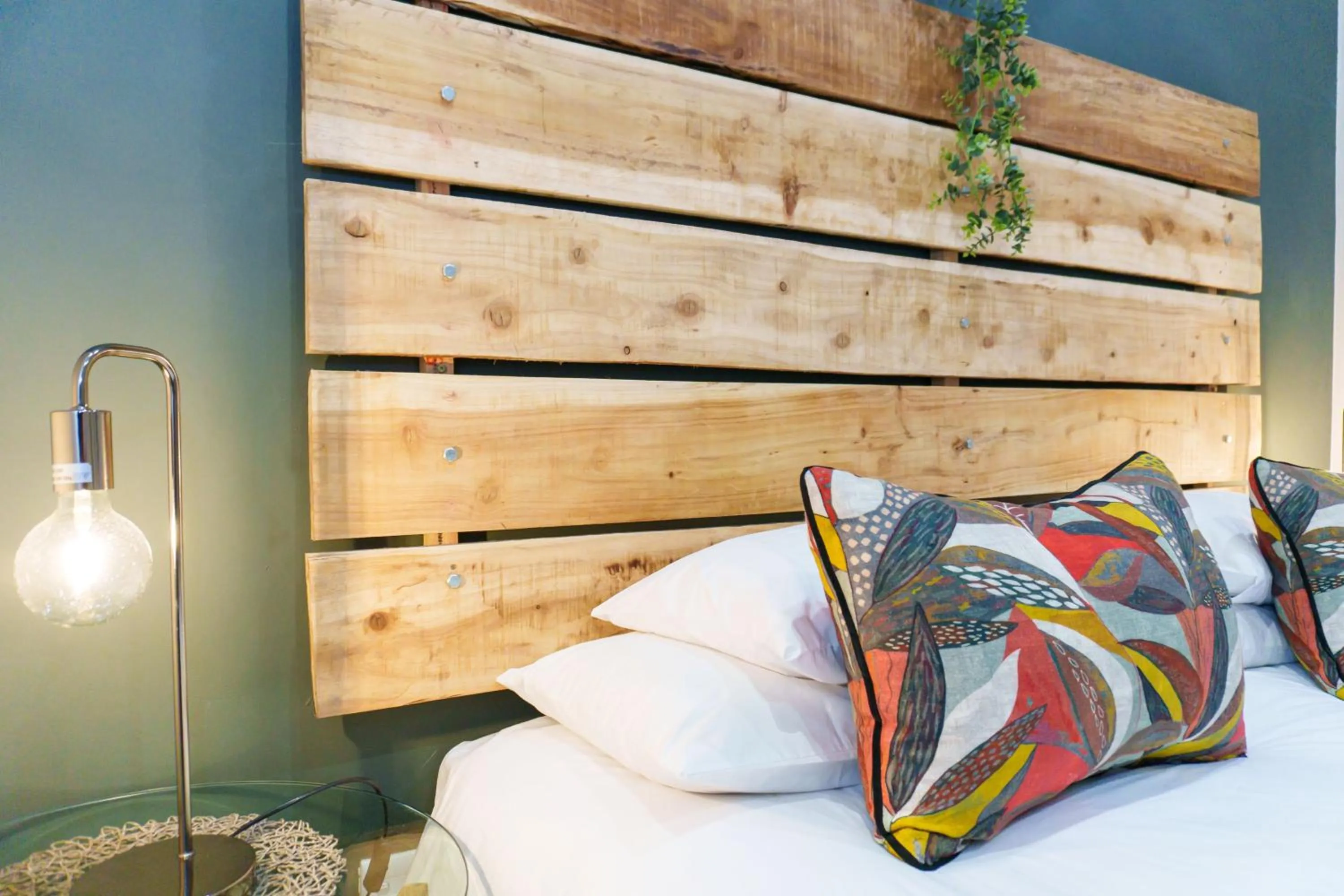 Bed in De Akker Guest House Oudtshoorn