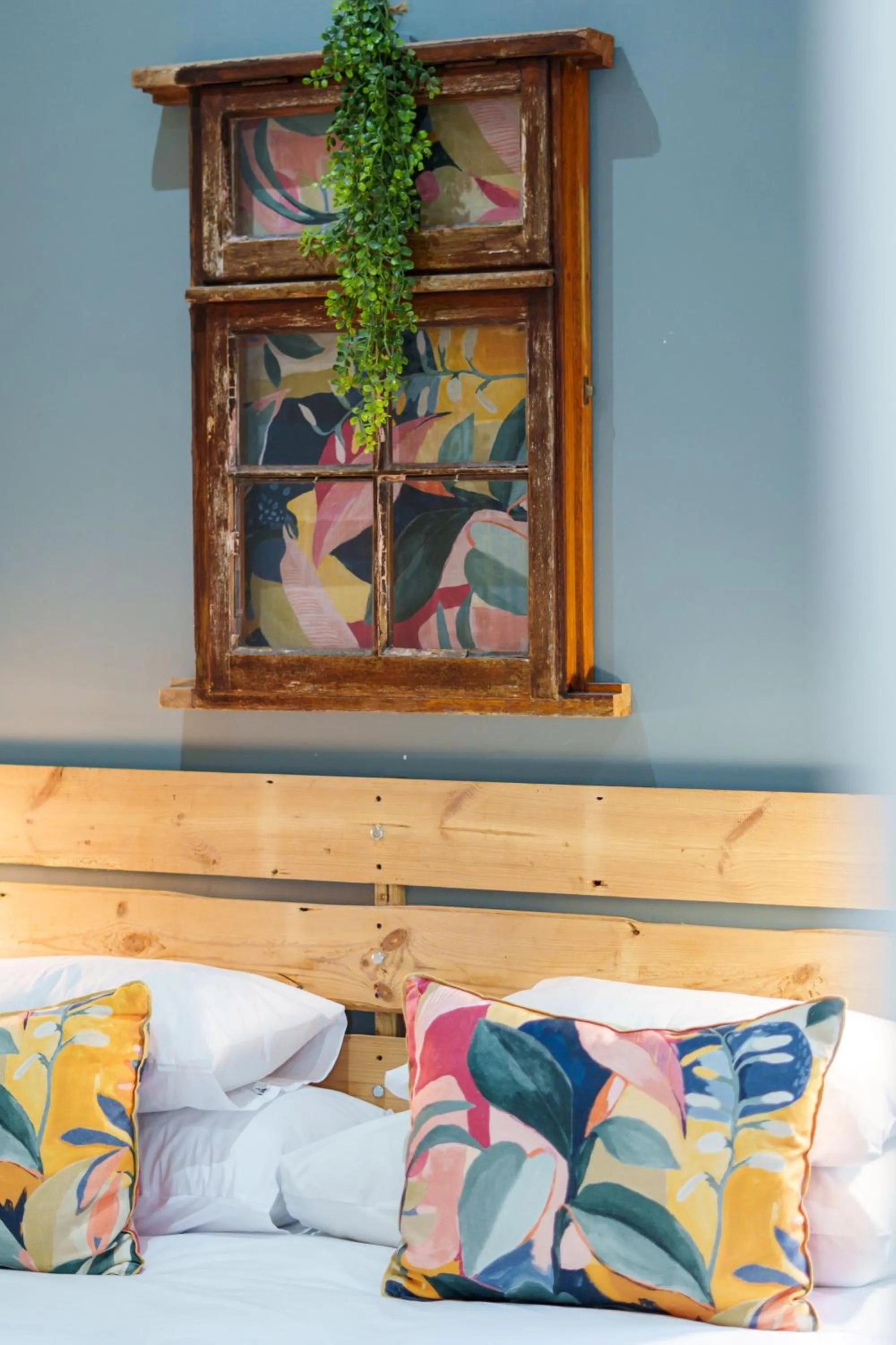 Decorative detail in De Akker Guest House Oudtshoorn