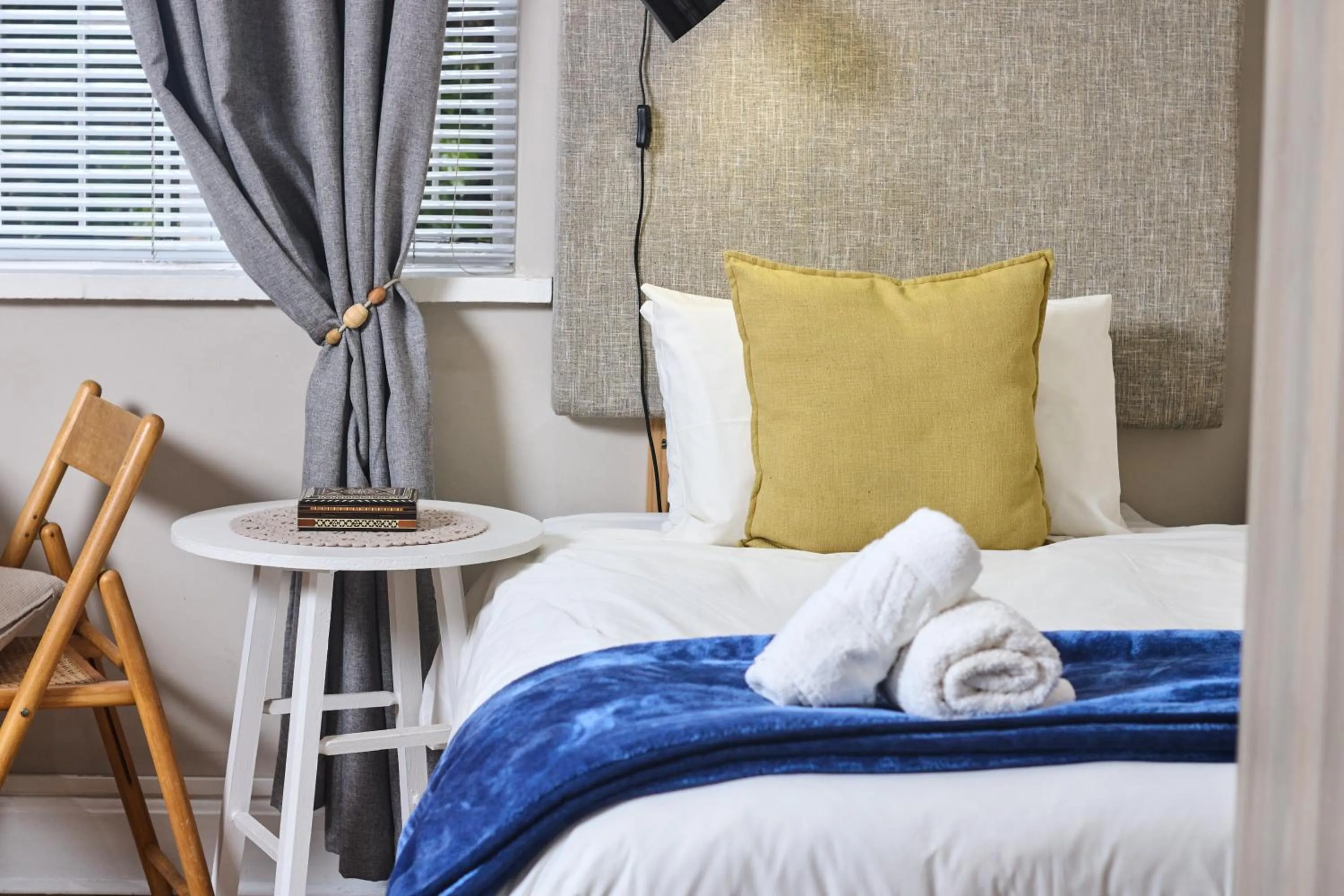 Seating area, Bed in De Akker Guest House Oudtshoorn