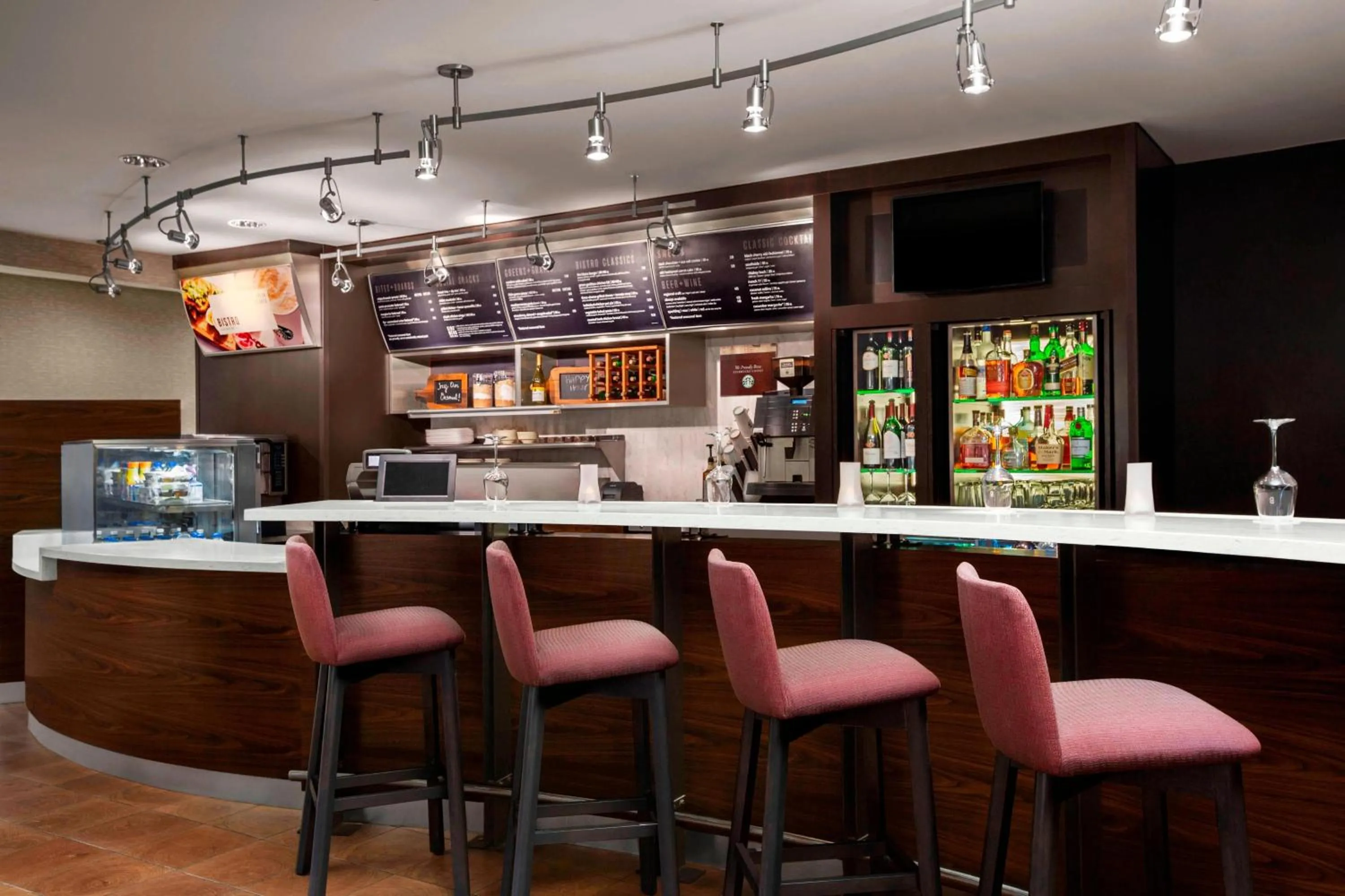 Lounge or bar in Courtyard Bowling Green Convention Center