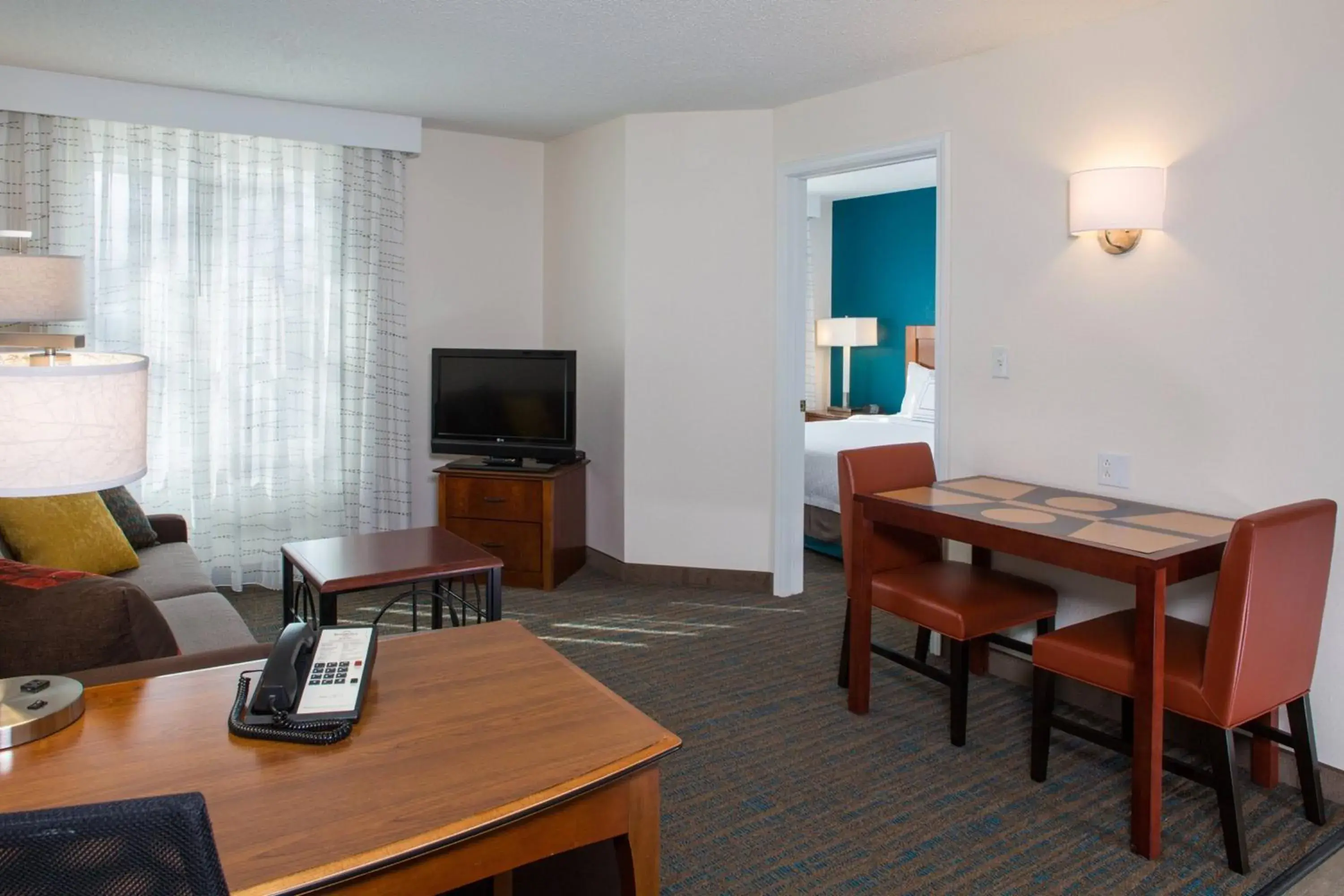 One-Bedroom Suite in Residence Inn Arundel Mills BWI Airport One-Bedroom Suite in Residence Inn Arundel Mills BWI Airport