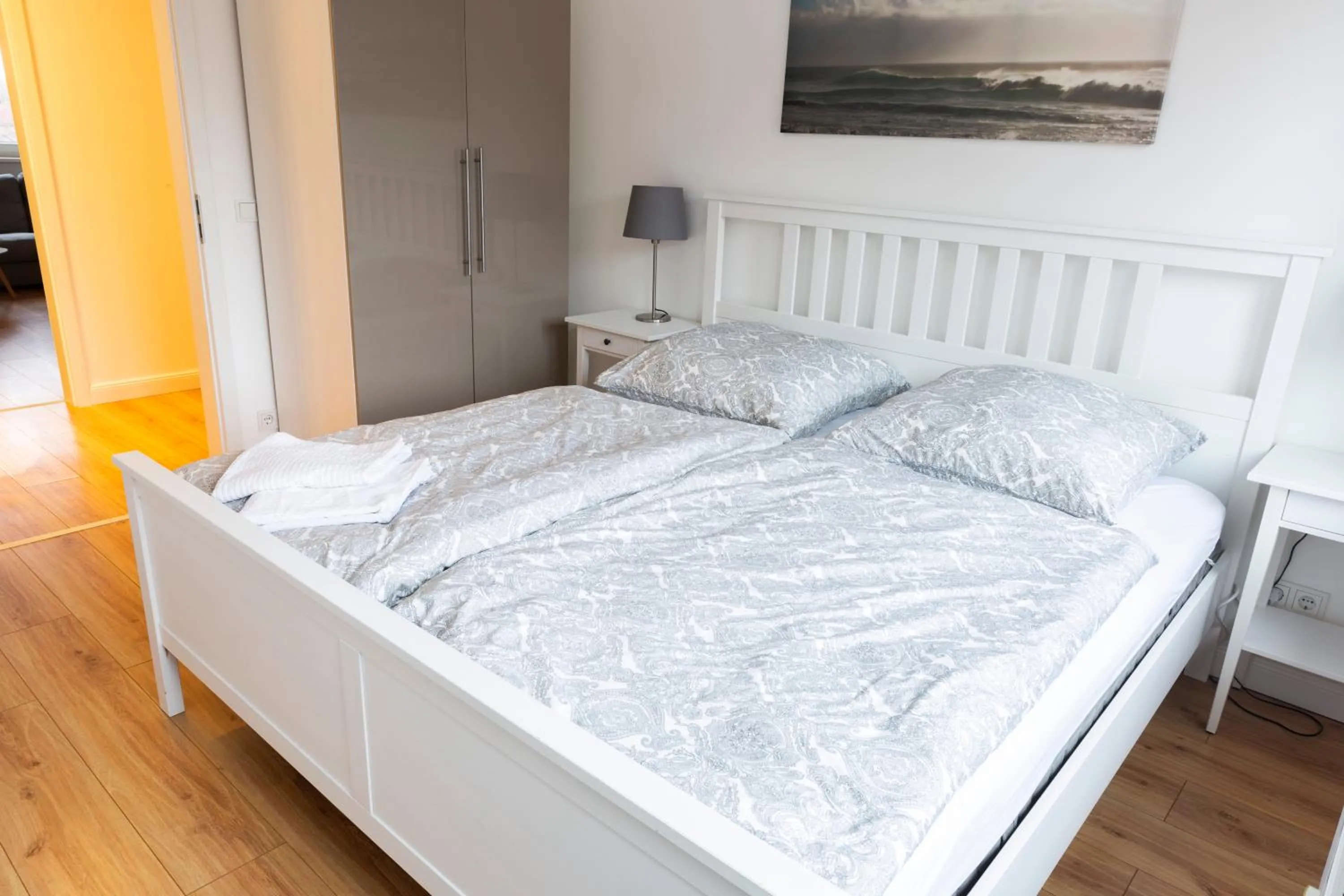 Bedroom, Bed in Arbio I Dehnhaide Apartments
