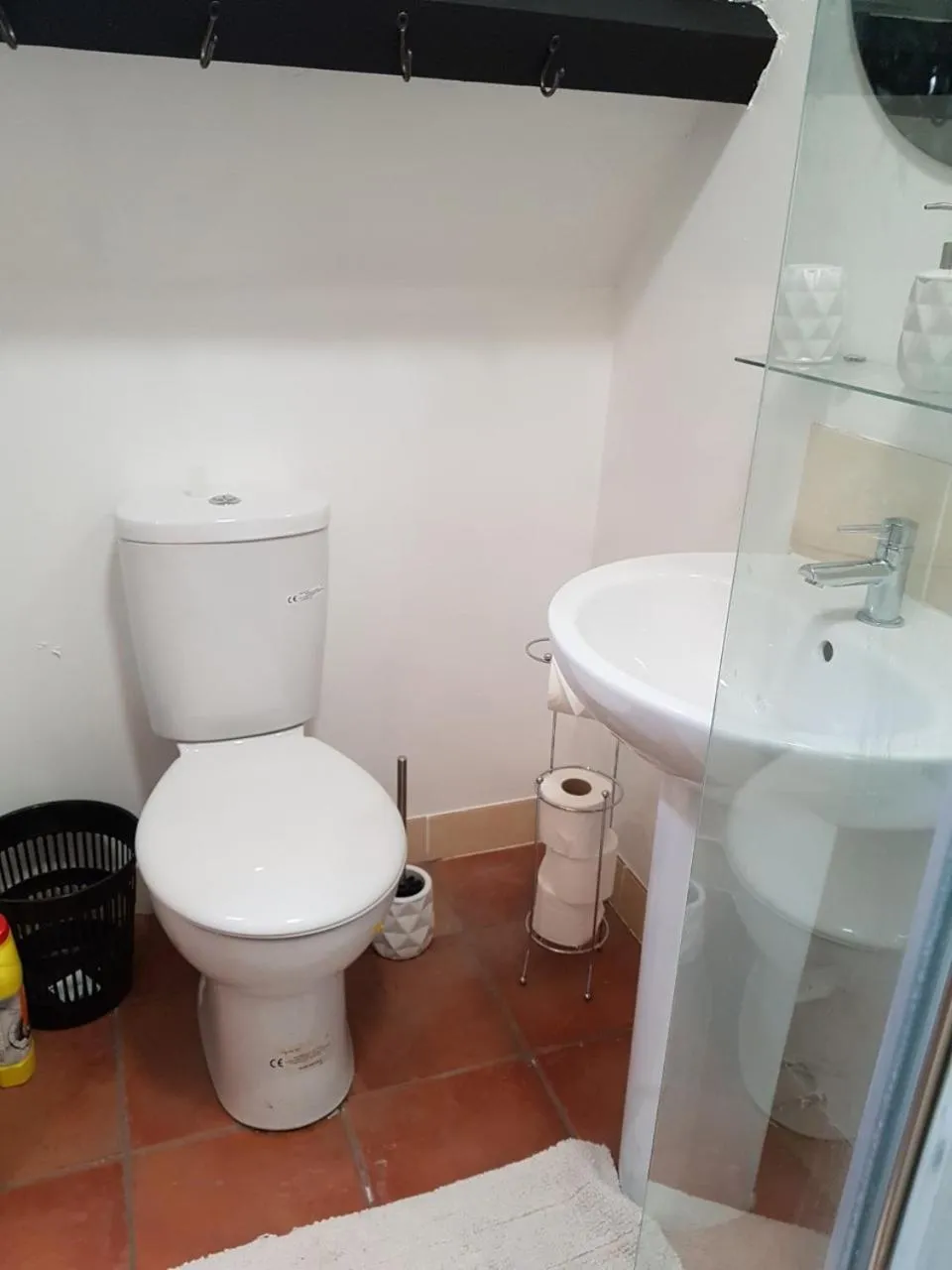 Toilet in James John Hamilton House and backpacker hostel