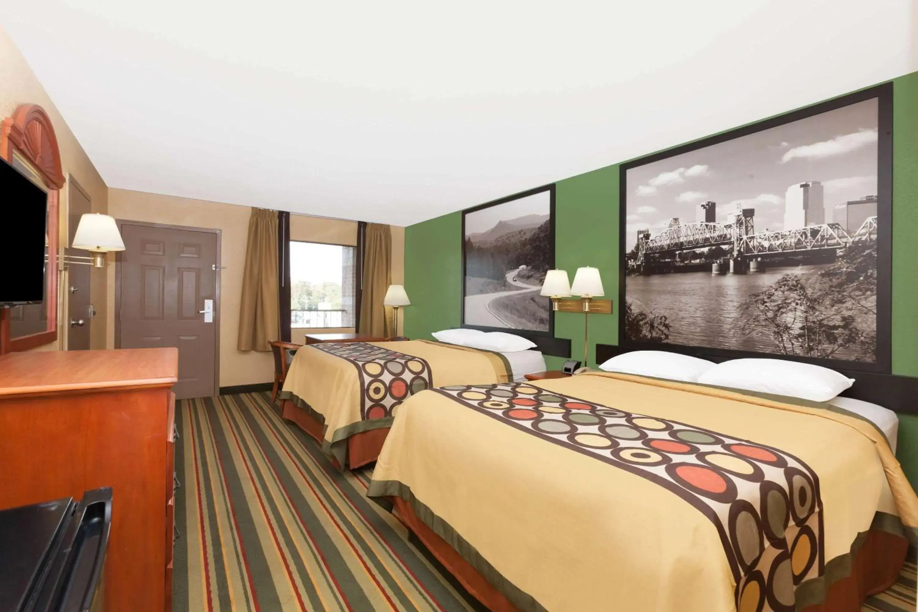 Photo of the whole room, Bed in Super 8 by Wyndham Jacksonville AR Photo of the whole room, Bed in Super 8 by Wyndham Jacksonville AR