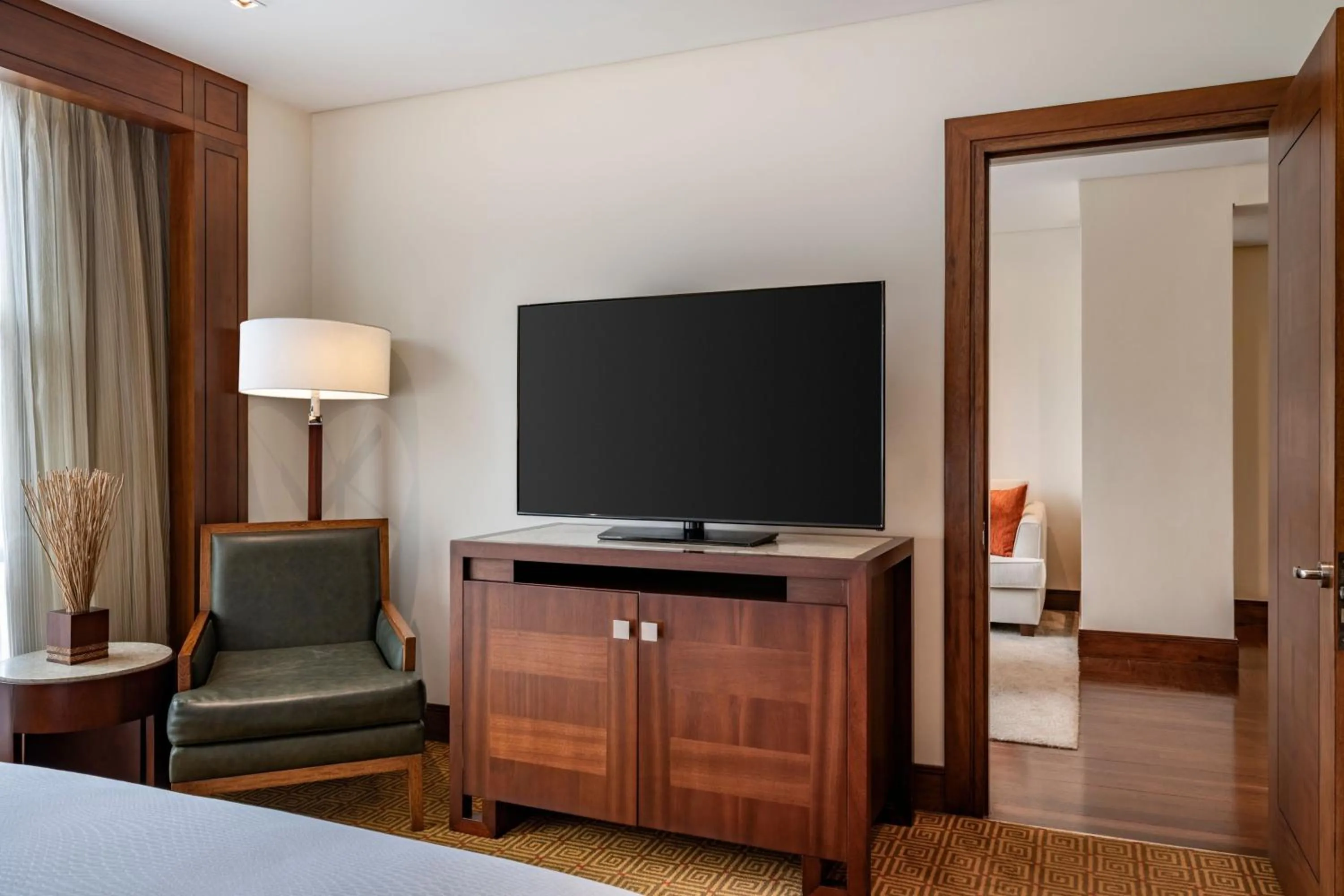 Living room, Bed in JW Marriott Hotel Bogotá