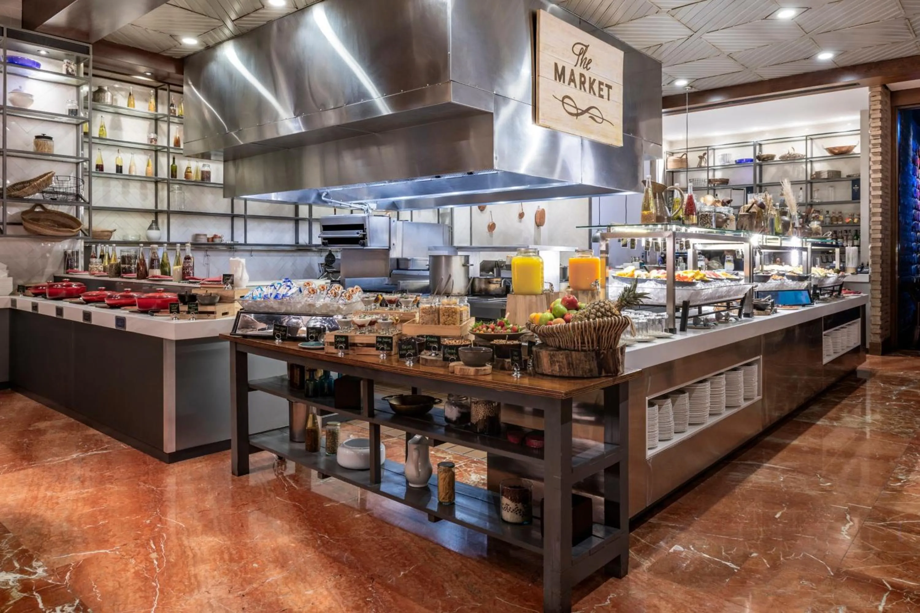 Restaurant/places to eat in JW Marriott Hotel Bogotá