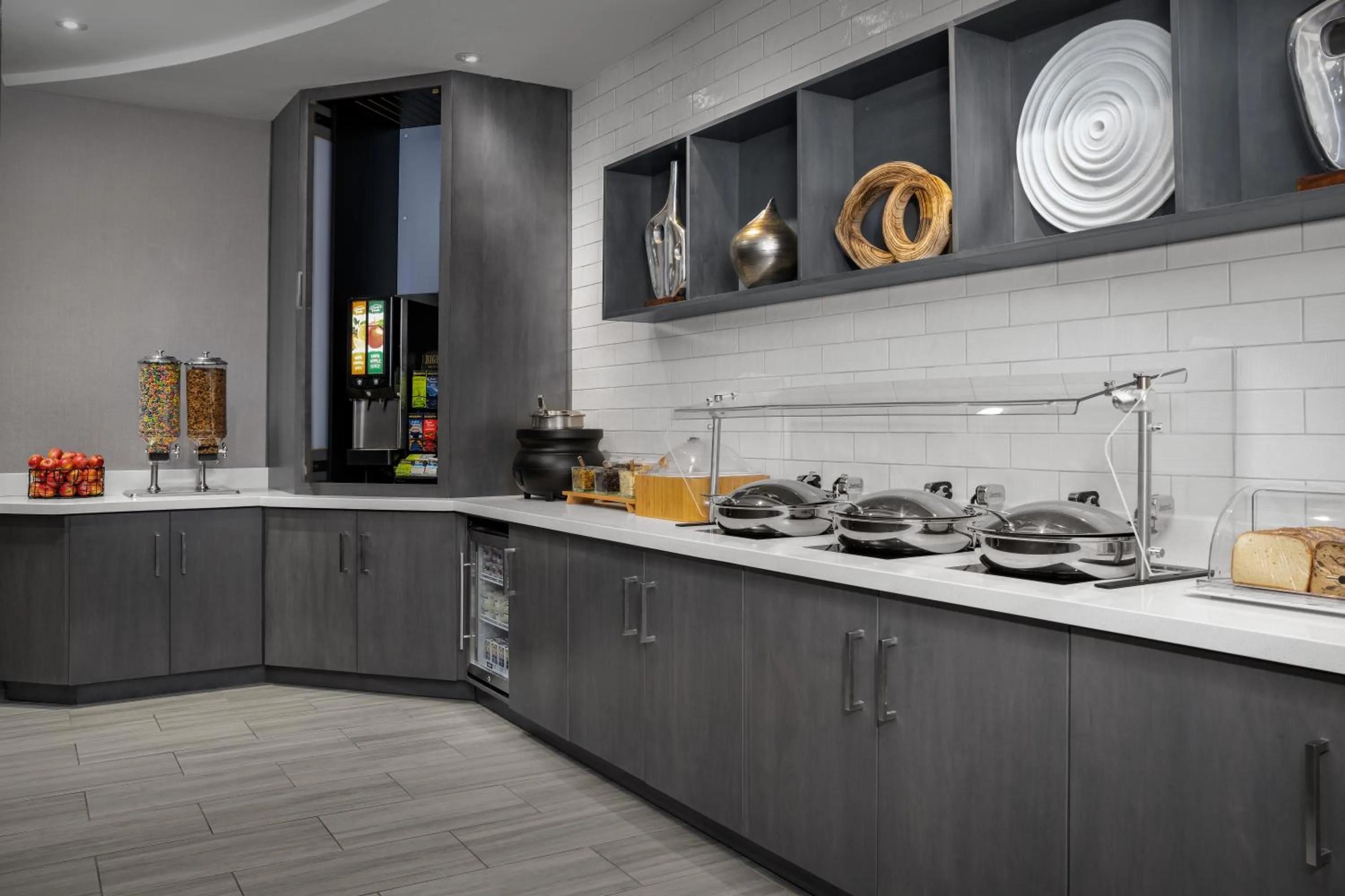 Breakfast in SpringHill Suites by Marriott Annapolis