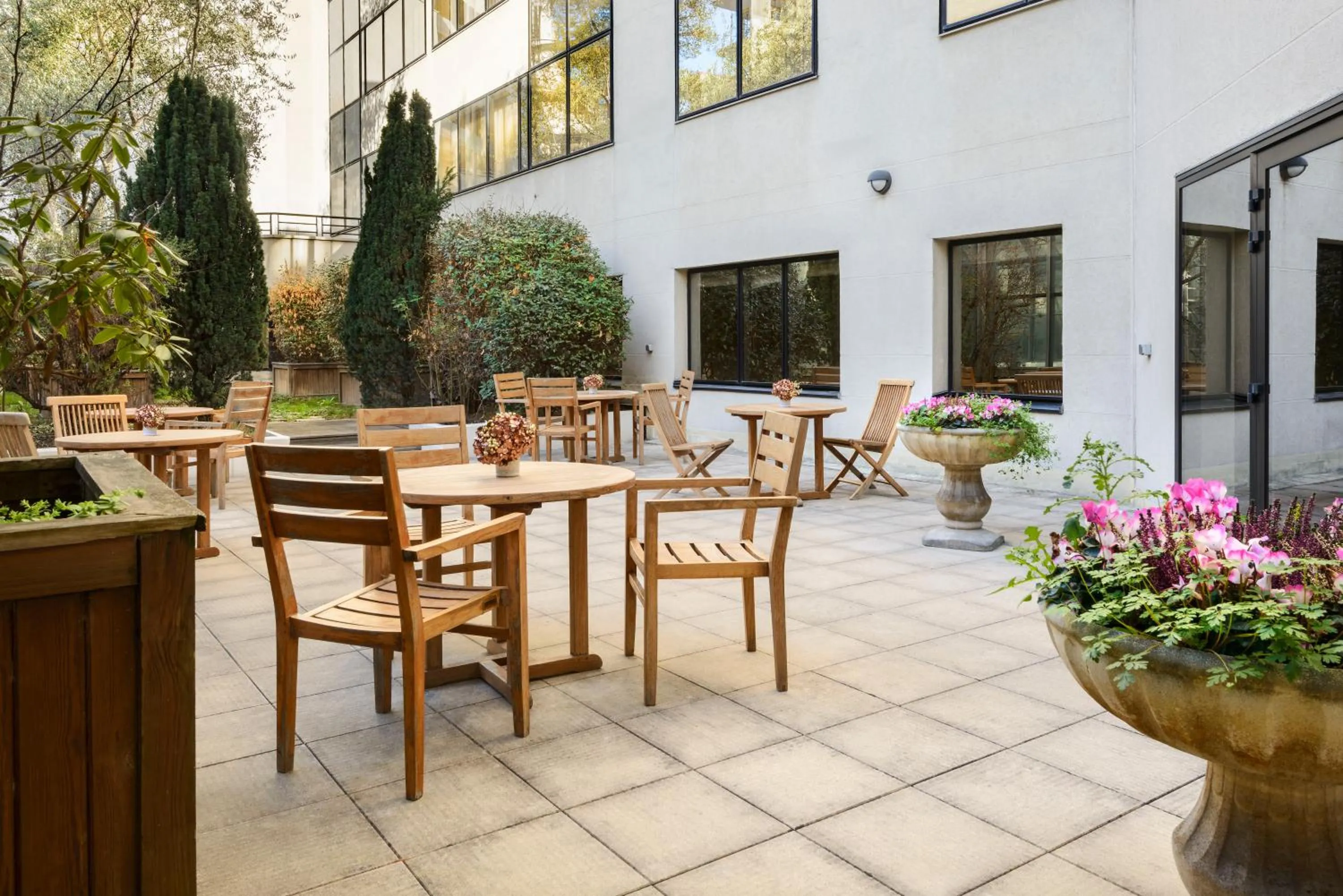 Balcony/Terrace in Occidental Paris Levallois