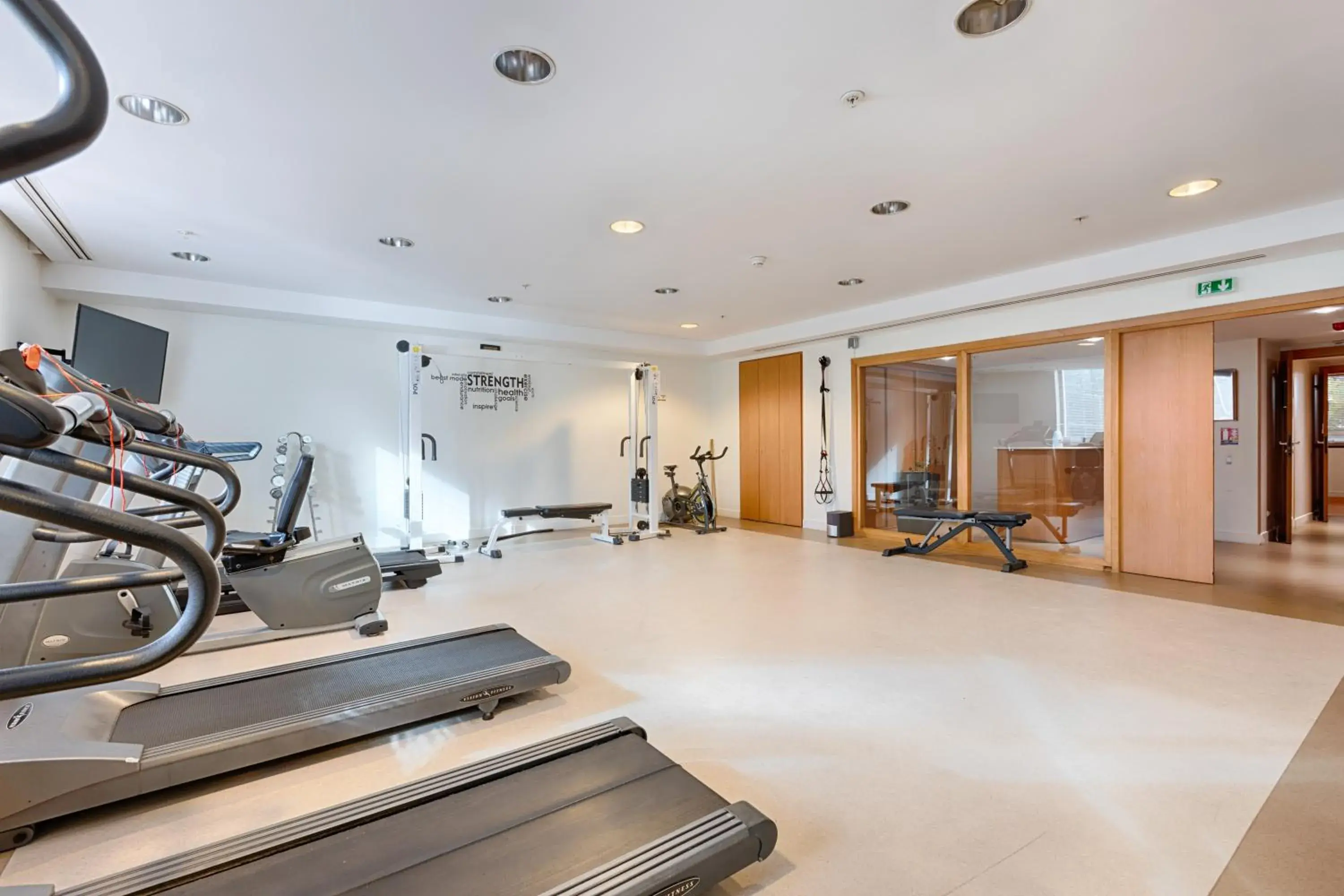 Fitness centre/facilities in Evergreen Laurel Hotel Fitness centre/facilities in Evergreen Laurel Hotel