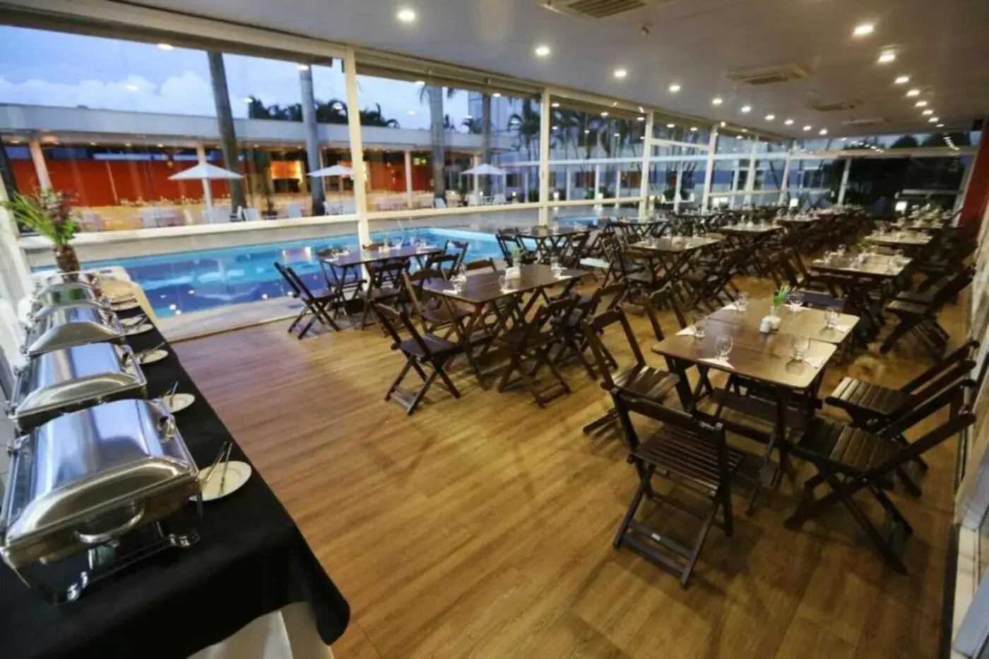 Restaurant/places to eat in Hotel Premium Campinas Restaurant/places to eat in Hotel Premium Campinas