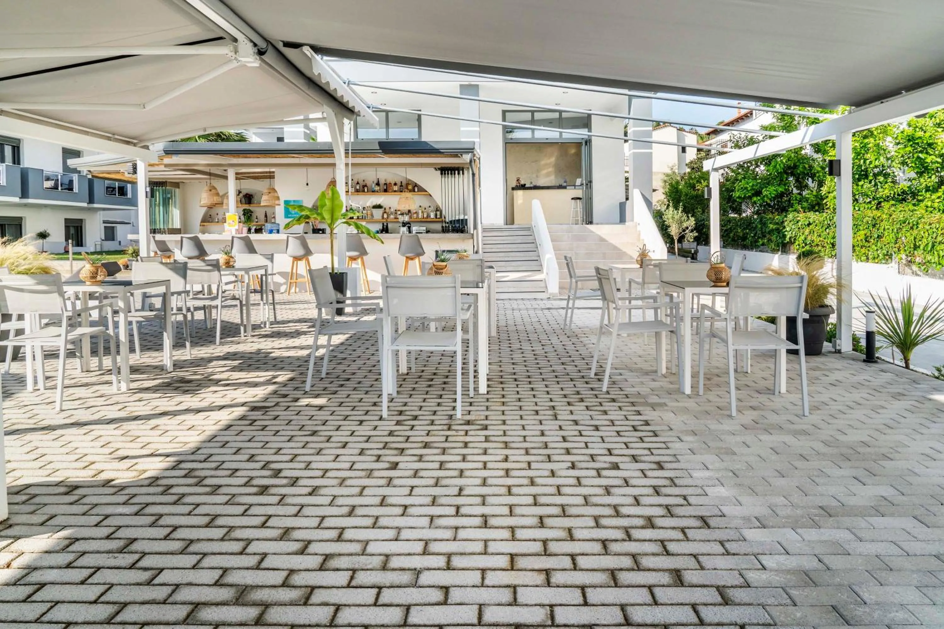 Property building in Akritas Hotel Pefkochori