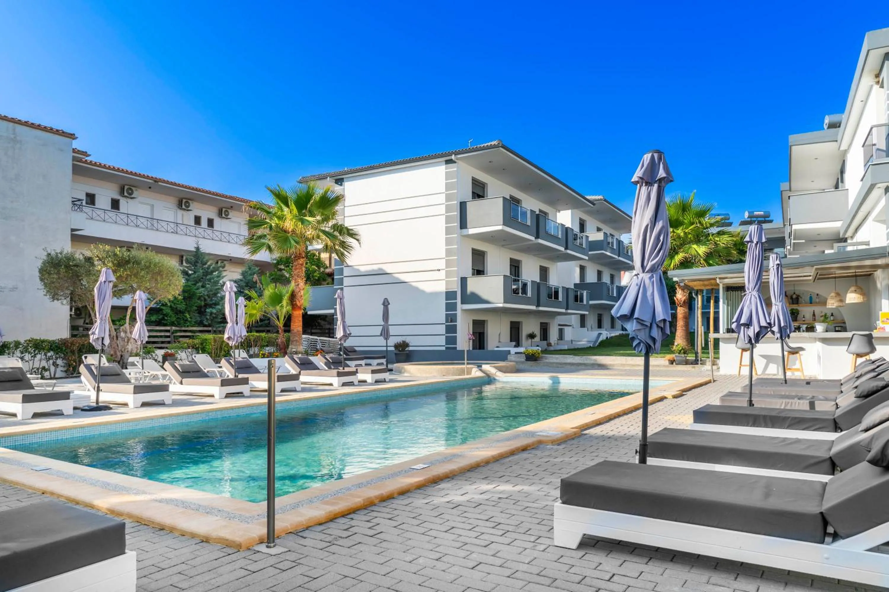 Swimming pool in Akritas Hotel Pefkochori