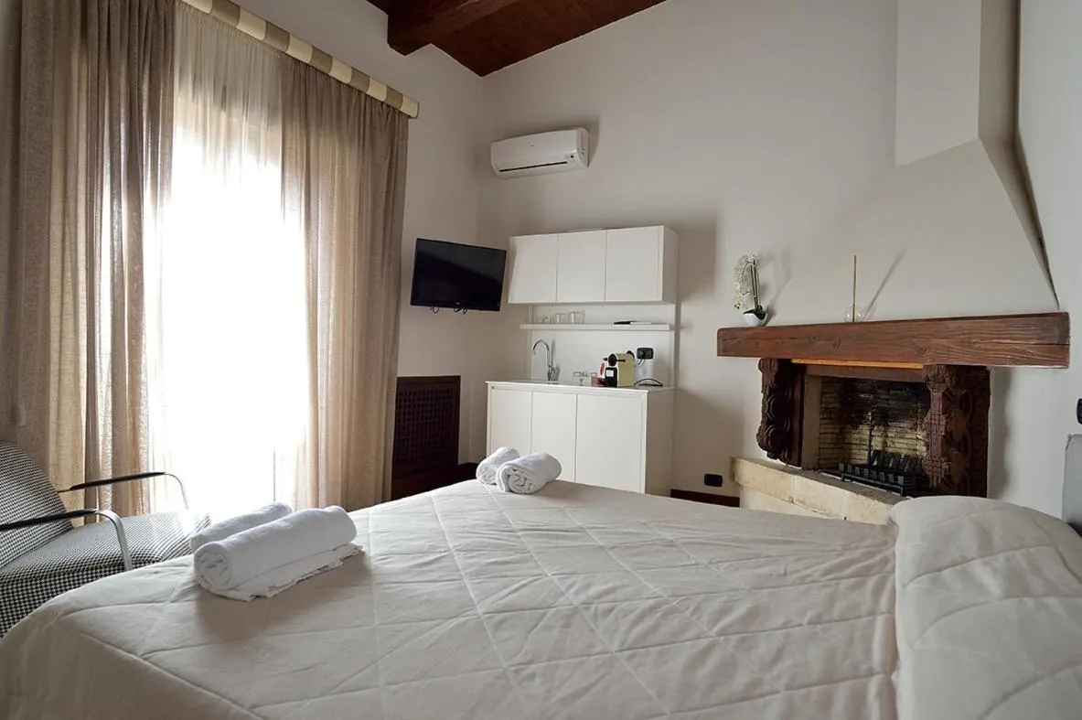 Photo of the whole room, Bed in Casa Realia