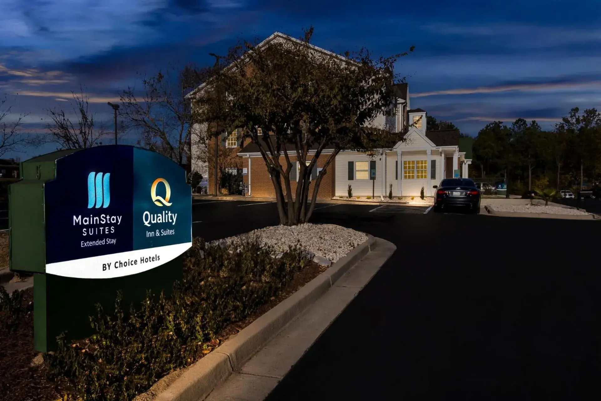 Property building in MainStay Suites Columbia Harbison Property building in MainStay Suites Columbia Harbison