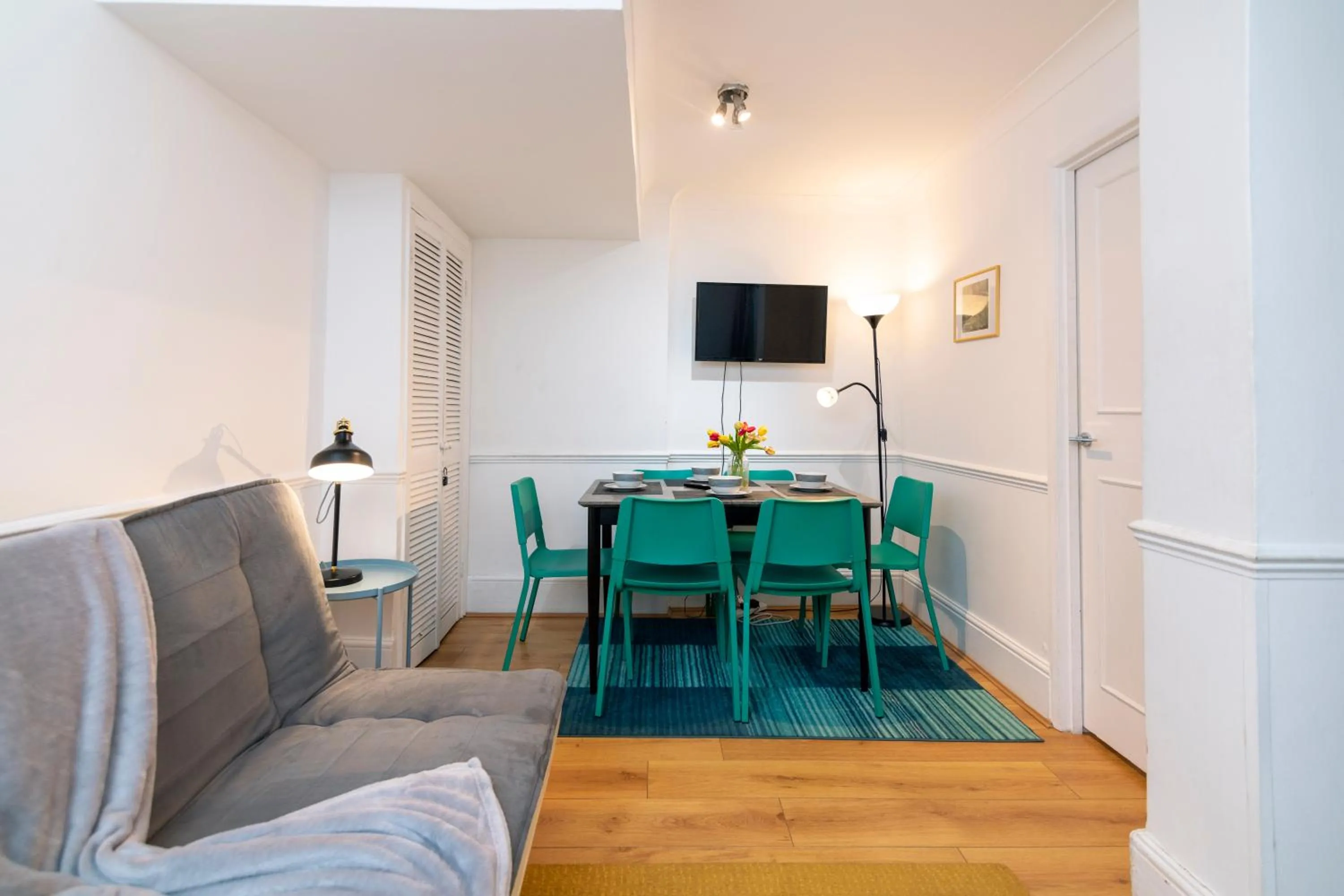 ItalianFlat - Warwick
