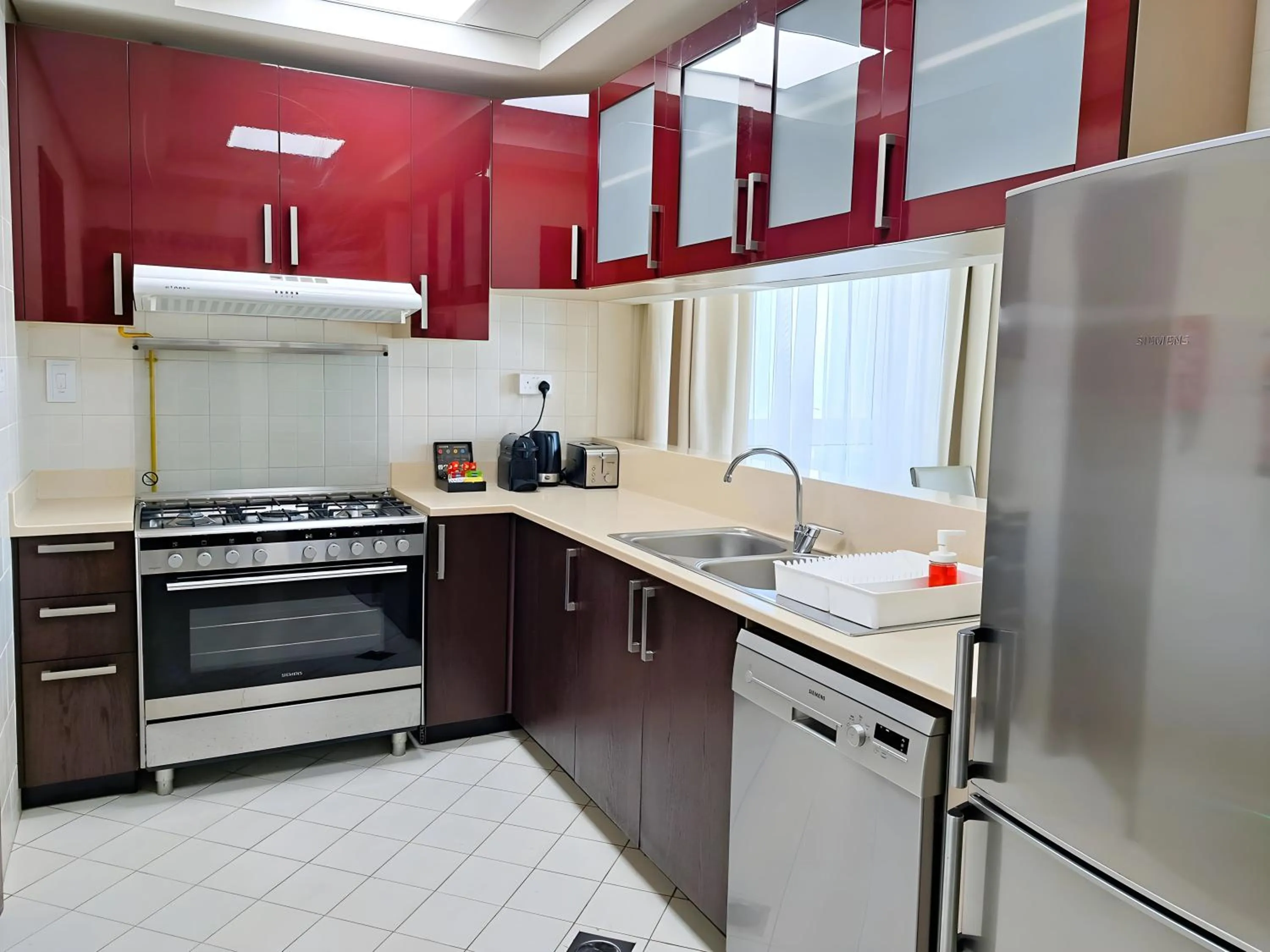 Kitchen or kitchenette in Barceló Residences Dubai Marina