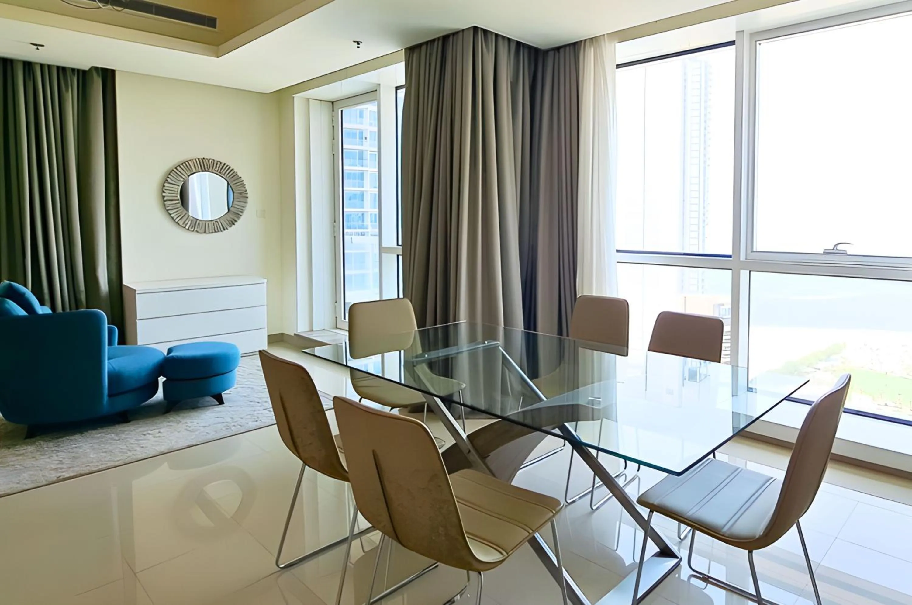 Living room in Barceló Residences Dubai Marina
