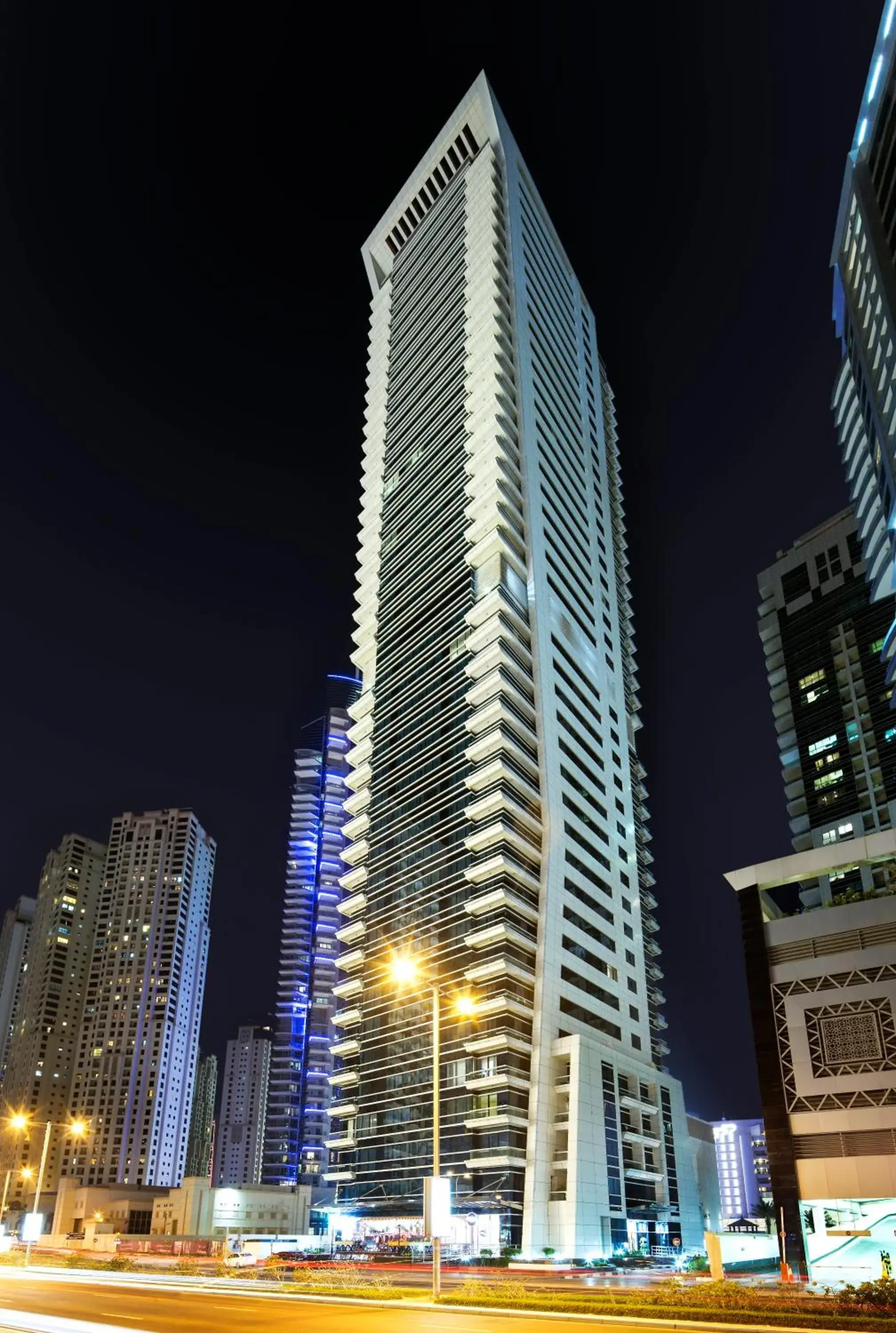 Property building in Barceló Residences Dubai Marina Property building in Barceló Residences Dubai Marina