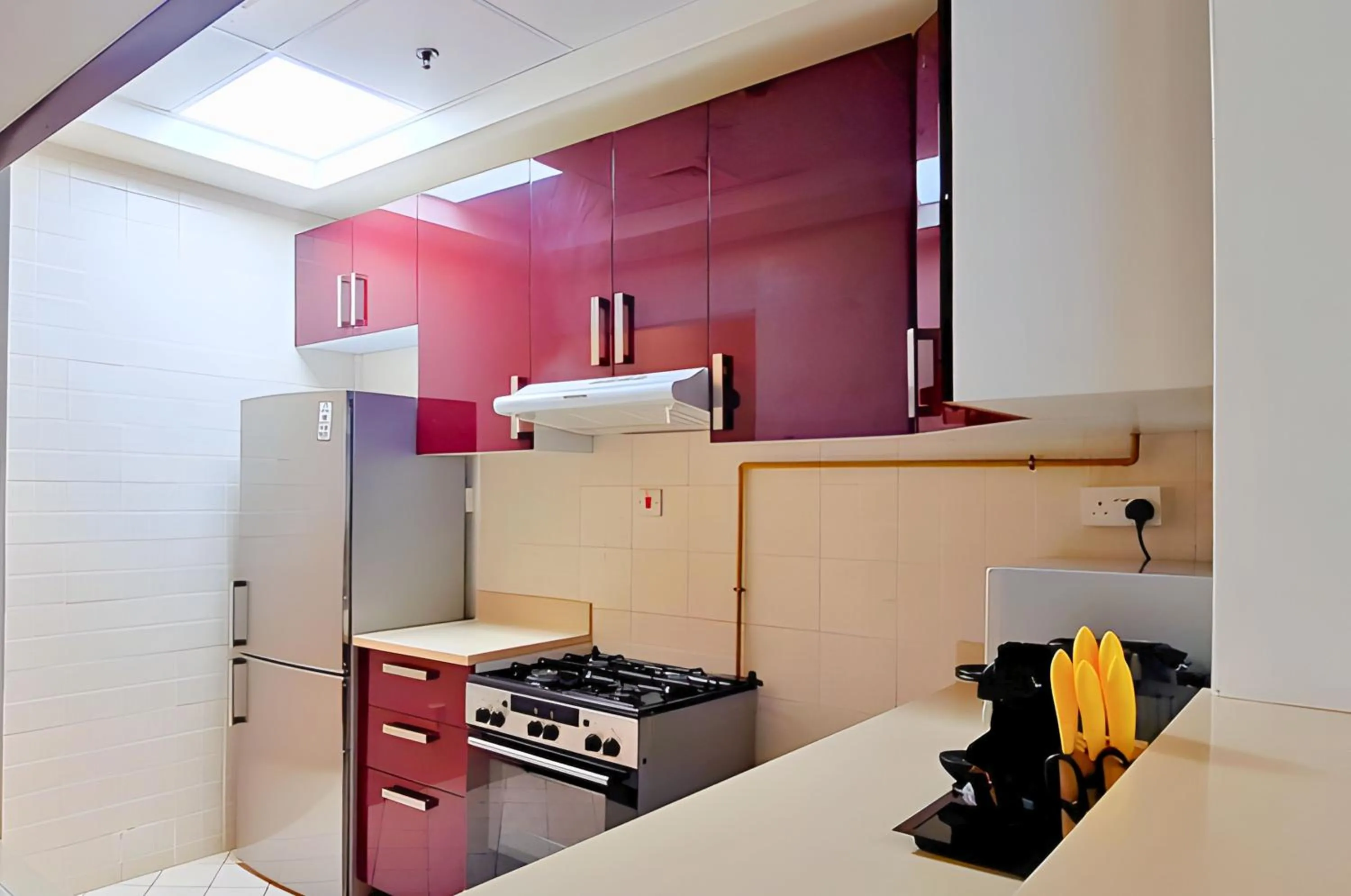 Kitchen or kitchenette in Barceló Residences Dubai Marina