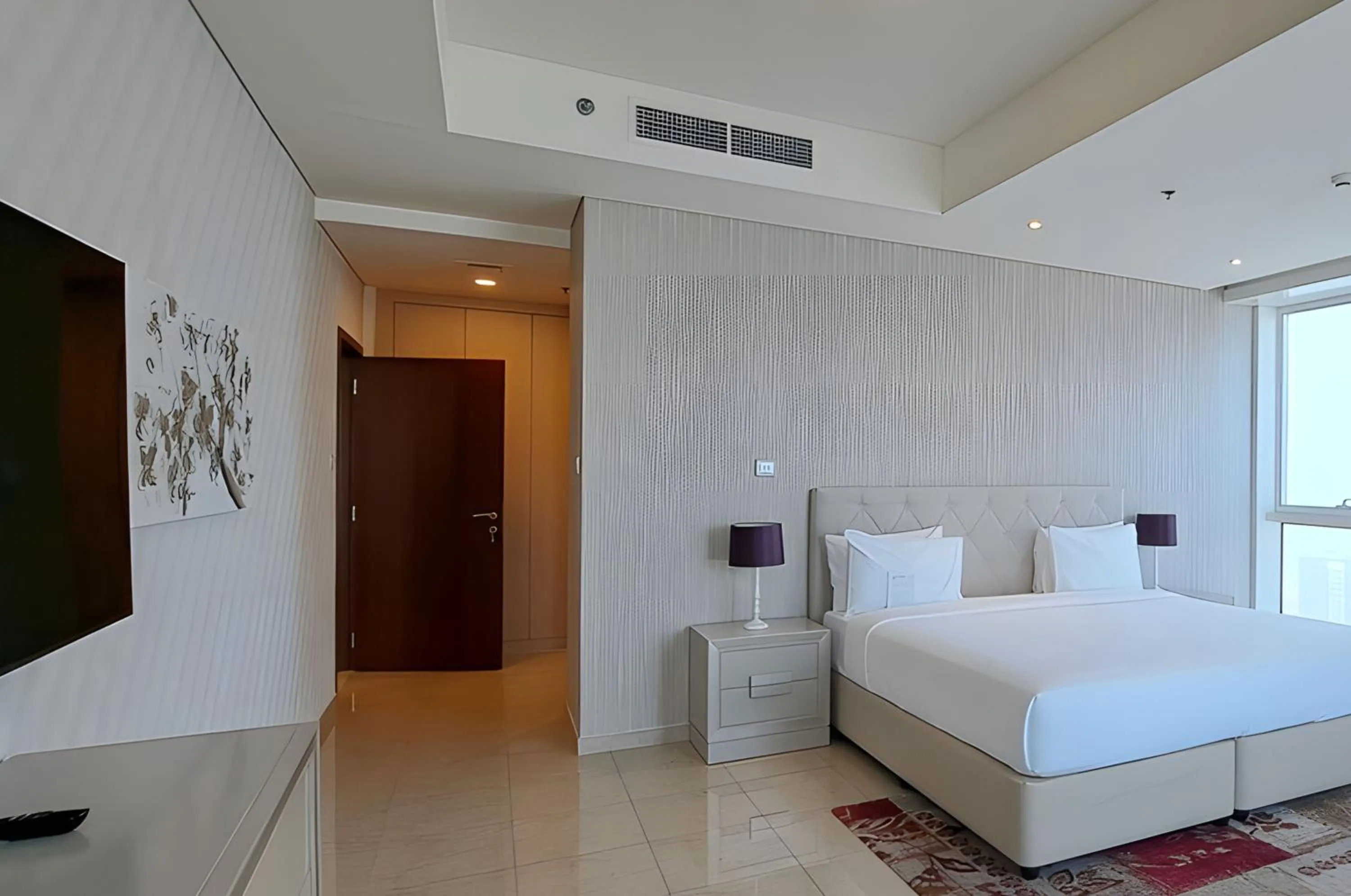 Bed in Barceló Residences Dubai Marina