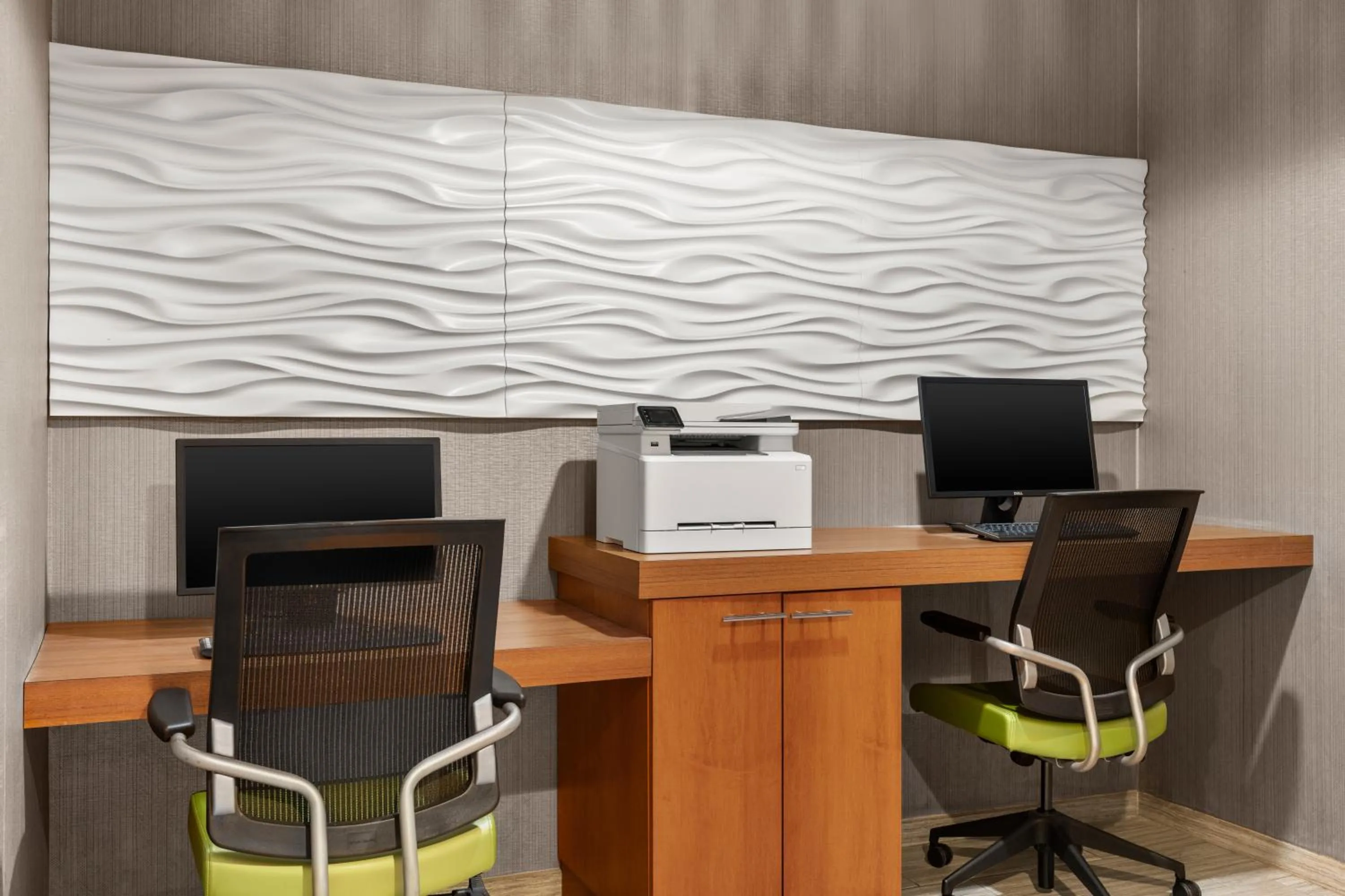 Business facilities in SpringHill Suites by Marriott Chicago Bolingbrook