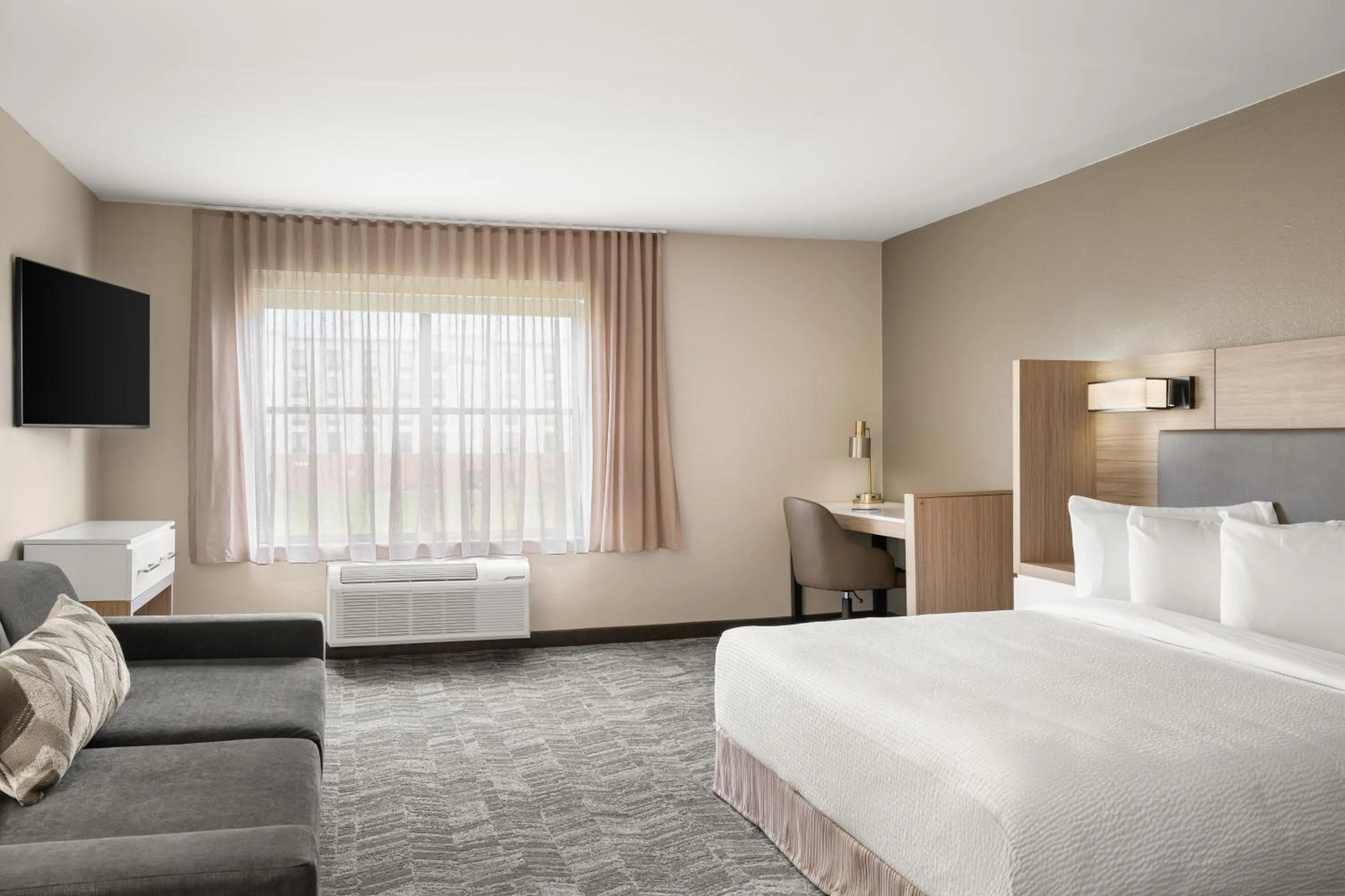 TV and multimedia, Bed in SpringHill Suites by Marriott Chicago Bolingbrook