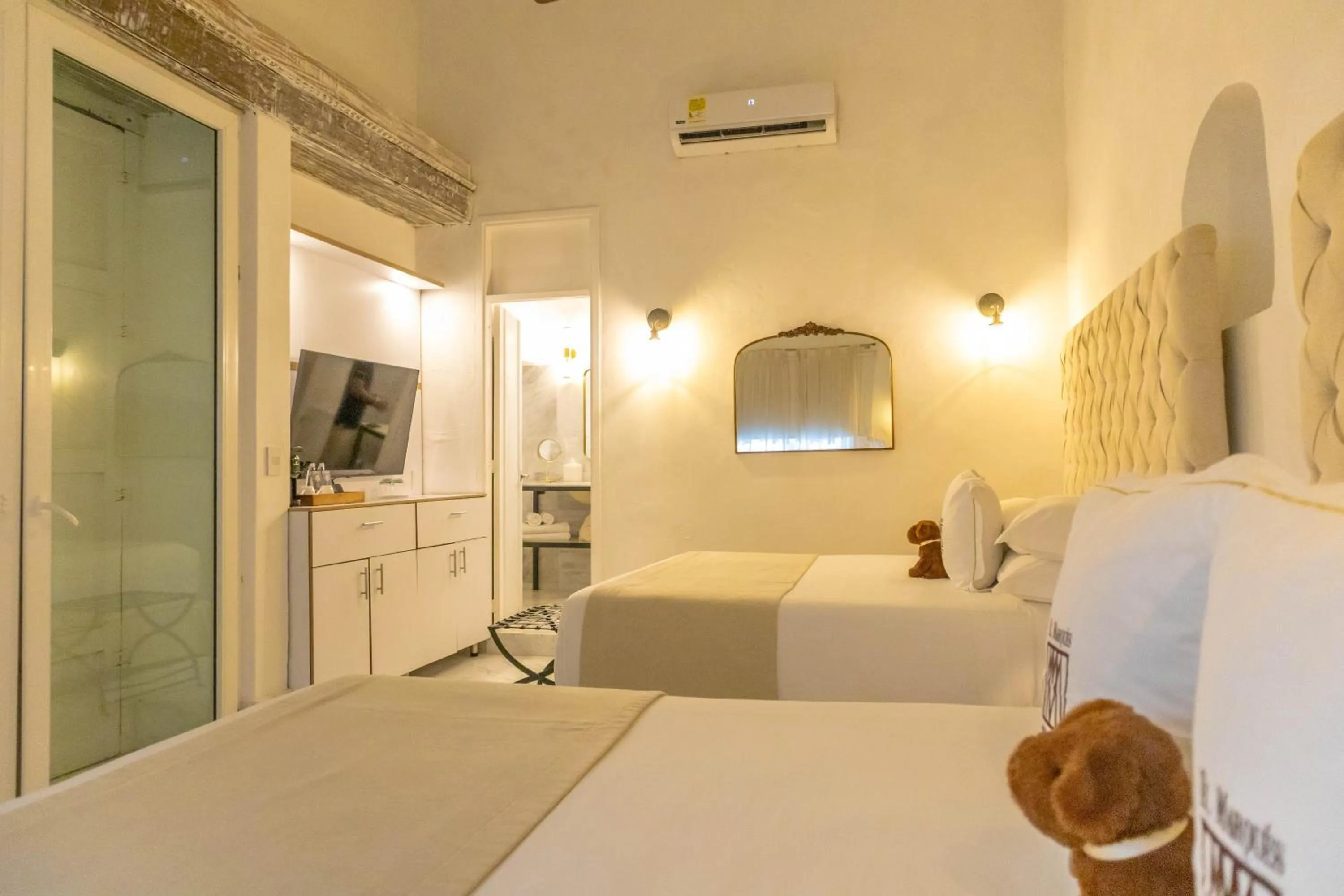 Bed in Hotel El Marqués