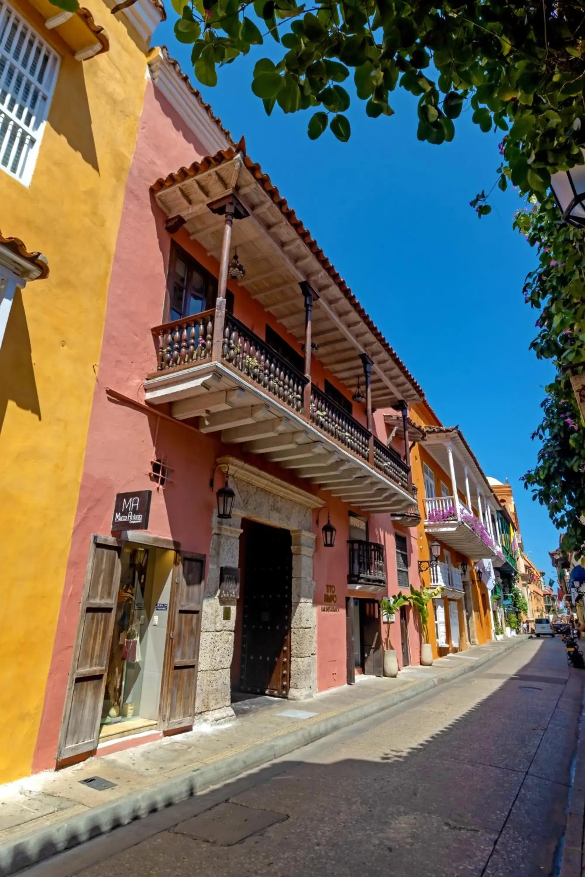 Property building in El Marques Hotel Boutique By GEH Suites Property building in El Marques Hotel Boutique By GEH Suites