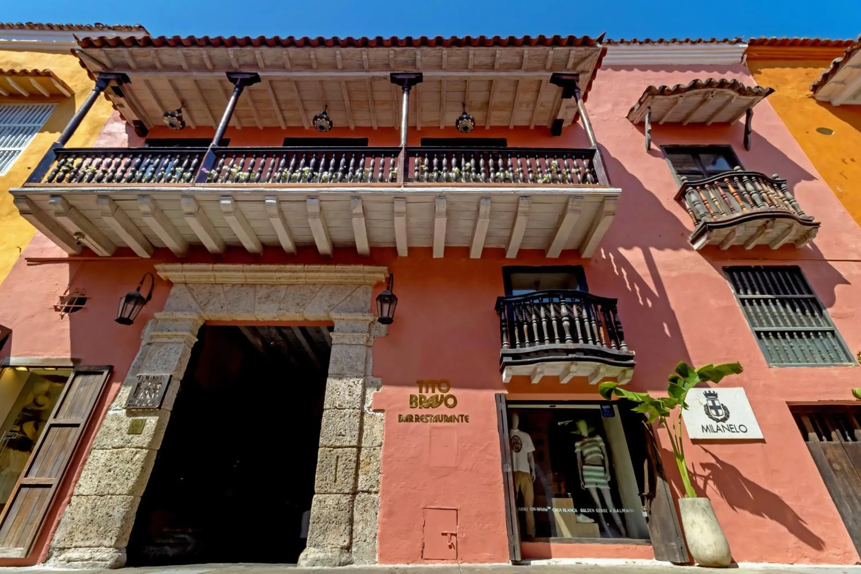 Property building in El Marques Hotel Boutique By GEH Suites Property building in El Marques Hotel Boutique By GEH Suites