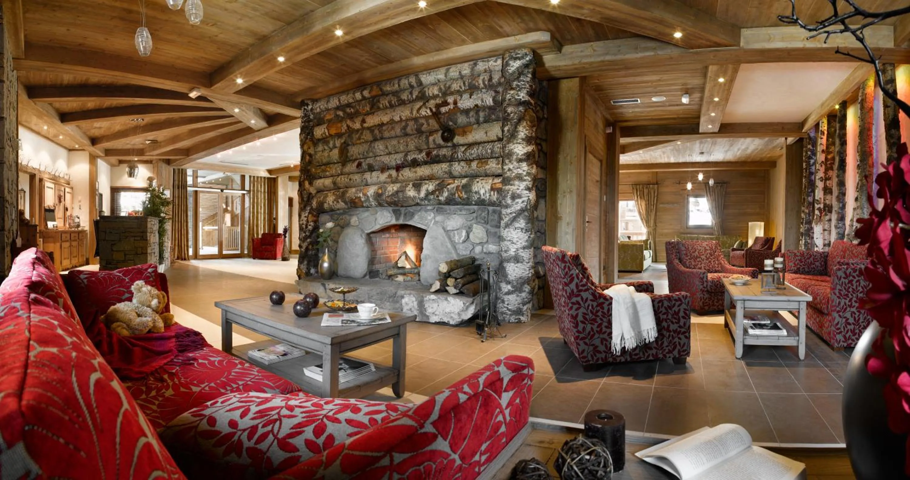 Lobby or reception in CGH Résidences & Spas Les Clarines