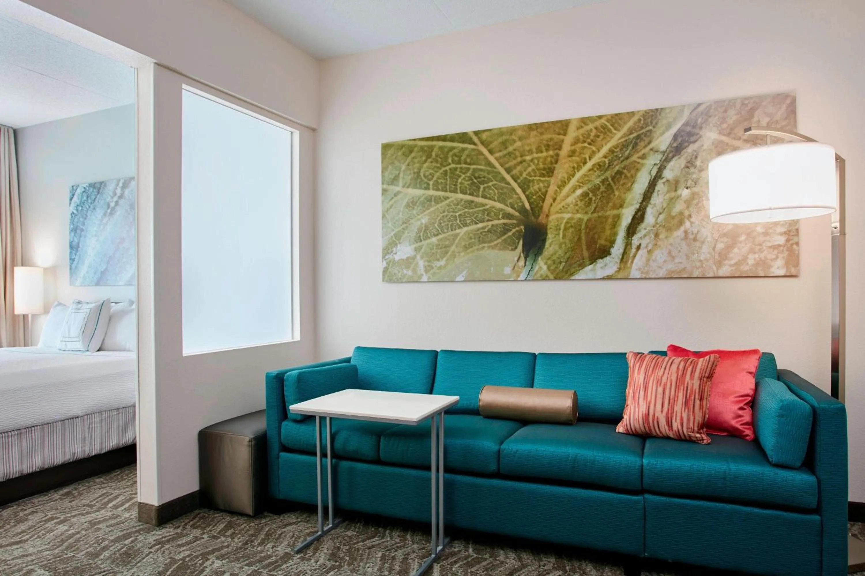 Photo of the whole room, Bed in Springhill Suites by Marriott Chicago Schaumburg/Woodfield Mall