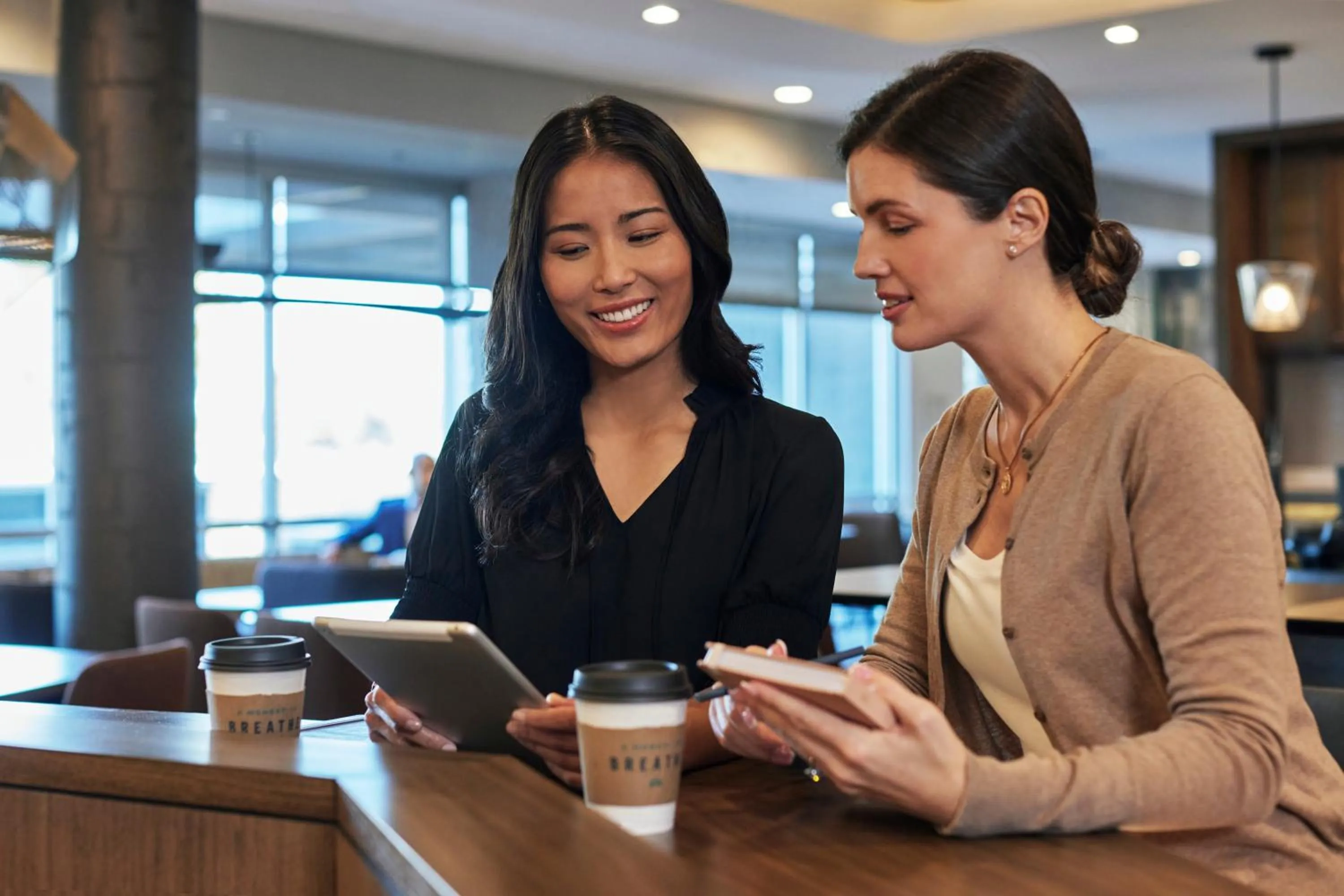 Restaurant/places to eat in Springhill Suites by Marriott Chicago Schaumburg/Woodfield Mall